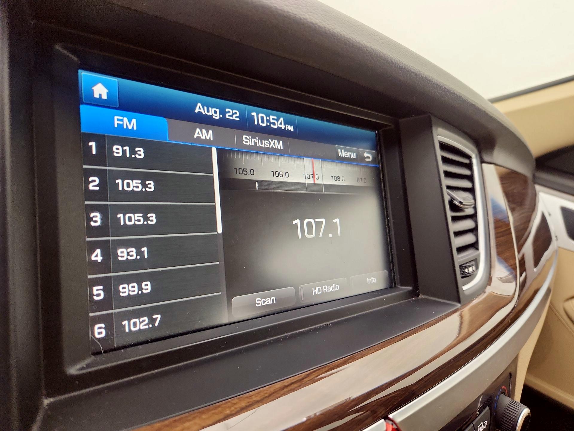 Thumbnail: 2018 Genesis G80 - 16