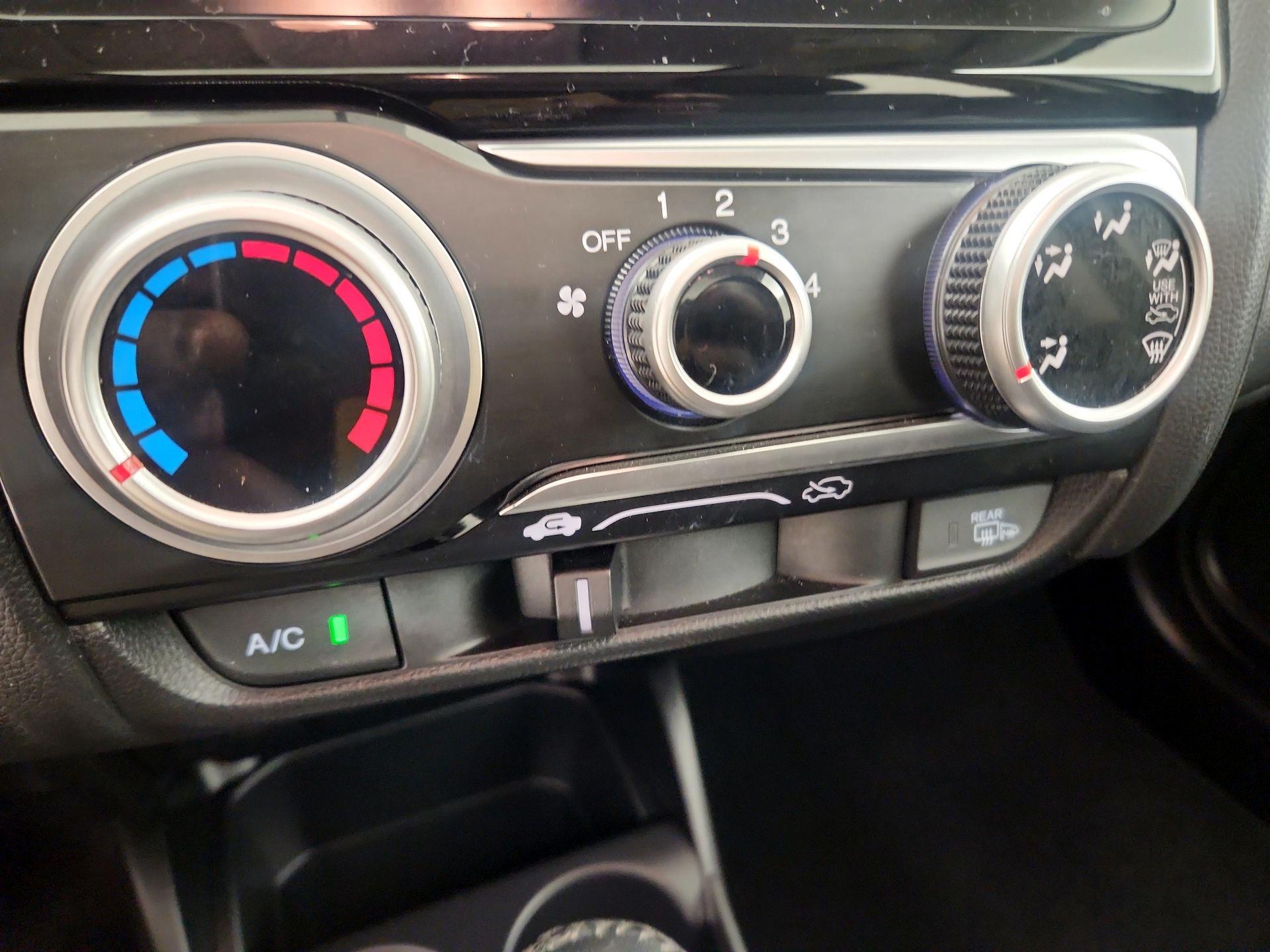 Thumbnail: 2016 Honda Fit - 17
