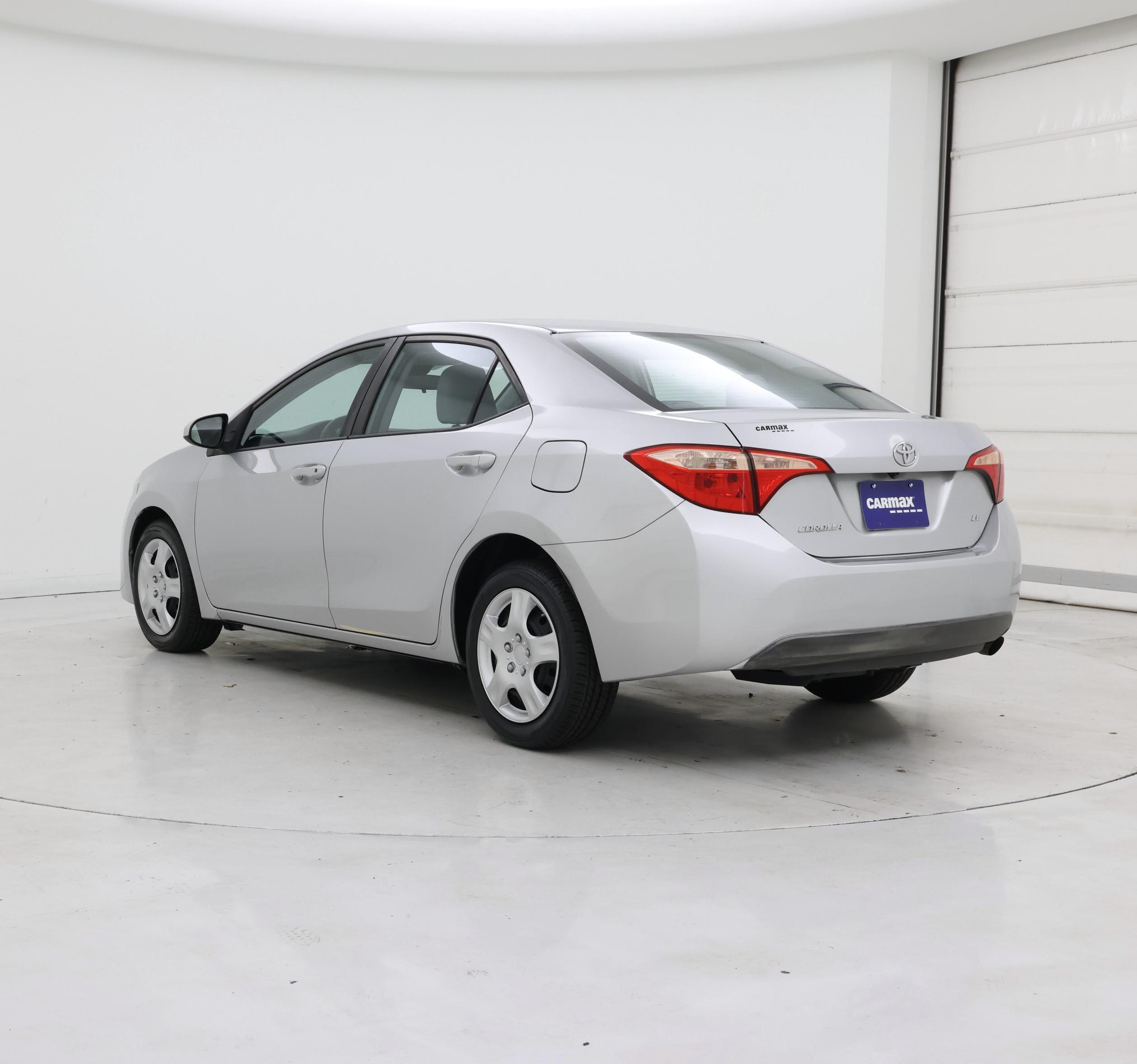 Thumbnail: 2017 Toyota Corolla - 2