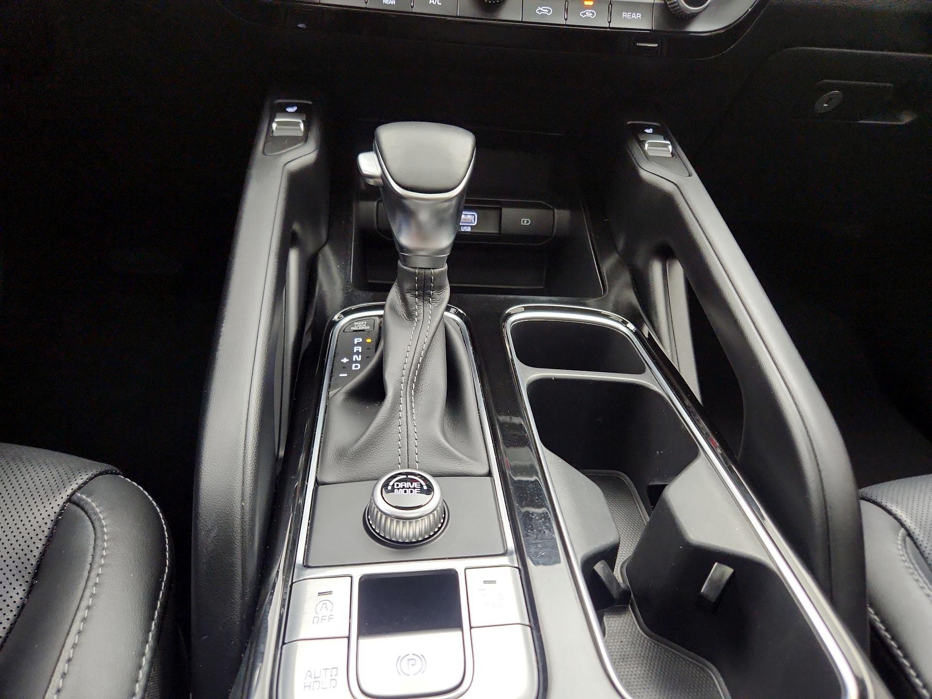 Thumbnail: 2021 Kia Telluride - 17
