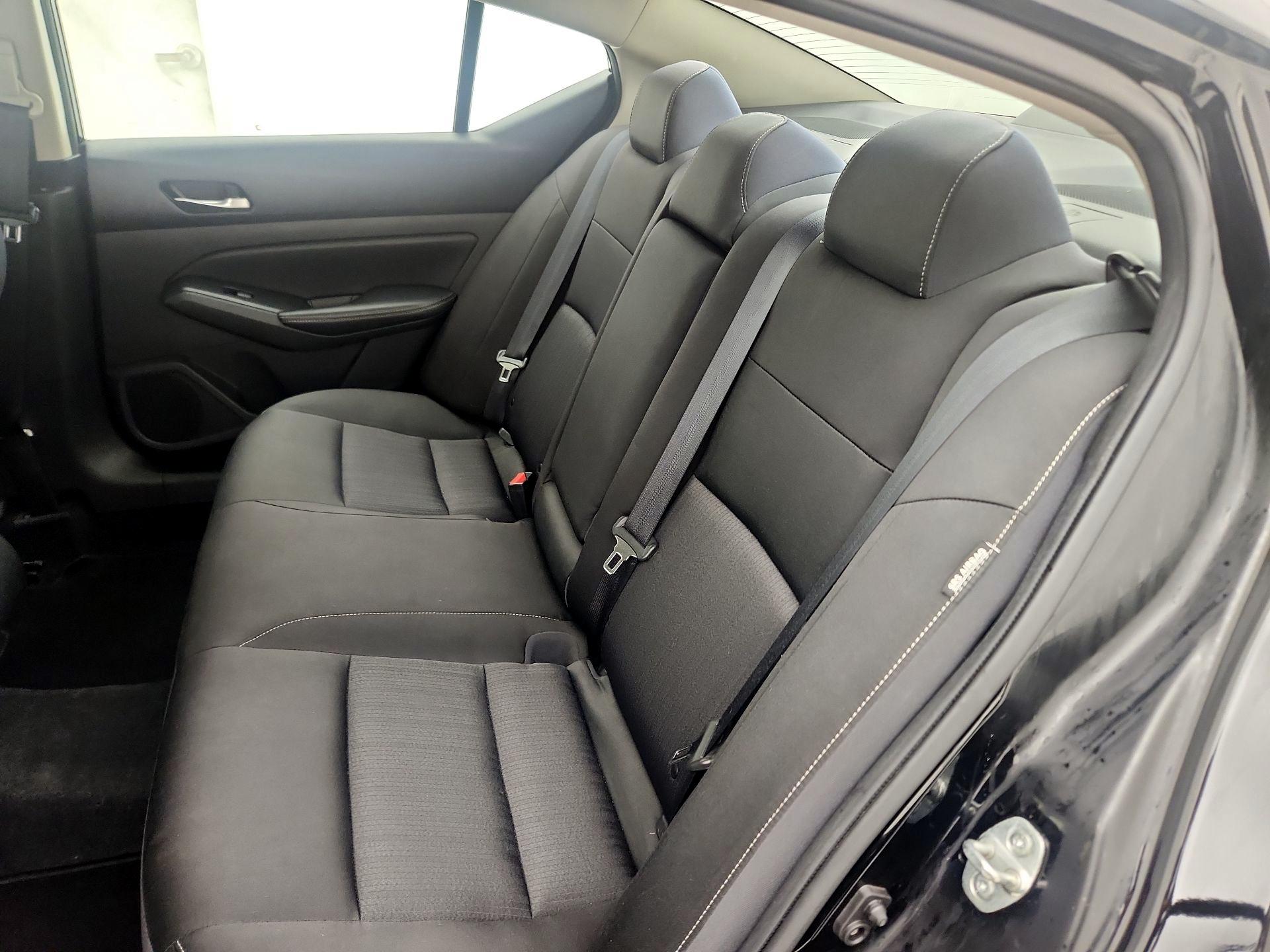 Thumbnail: 2019 Nissan Altima - 19
