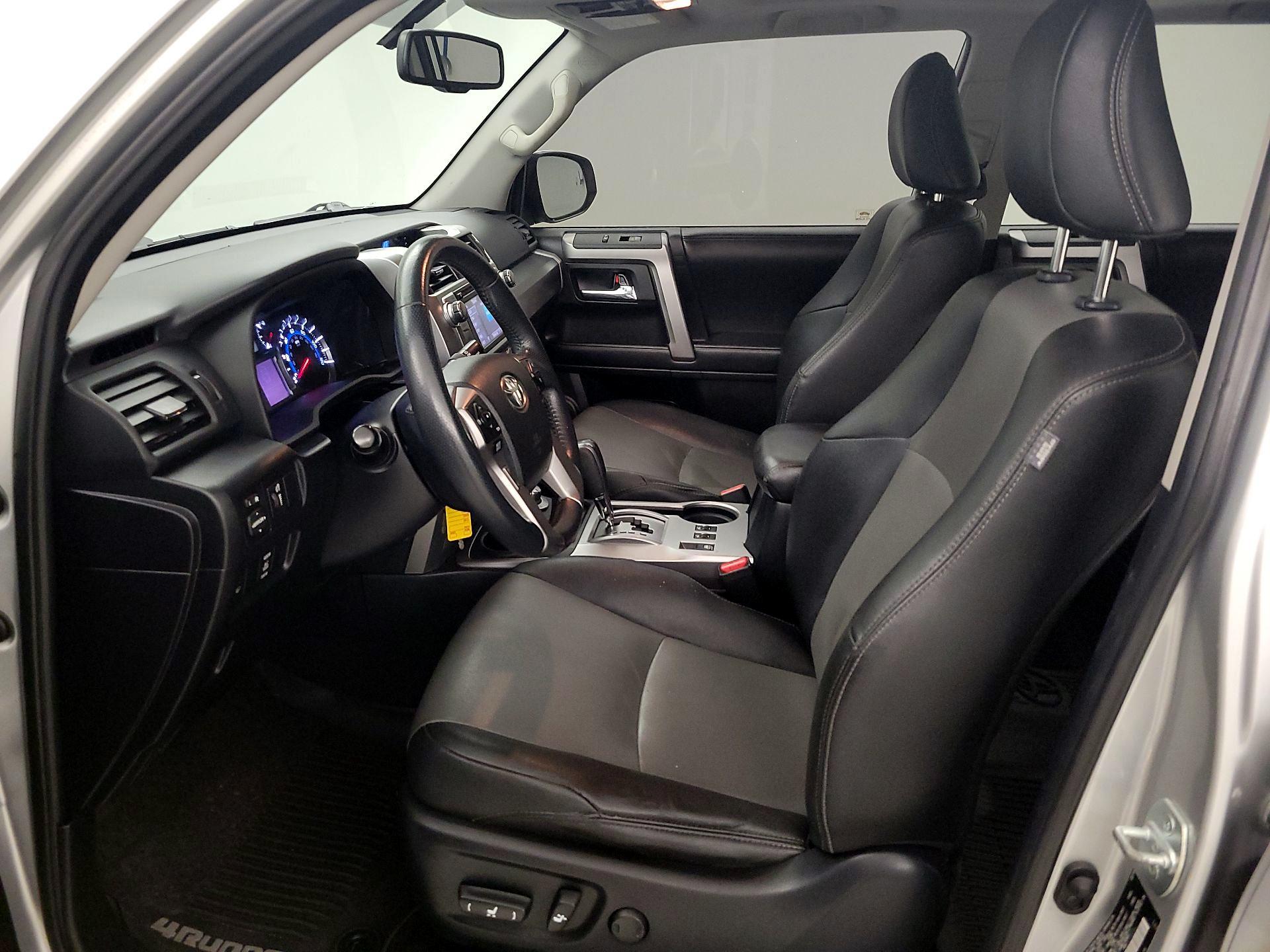 Thumbnail: 2019 Toyota 4Runner - 11