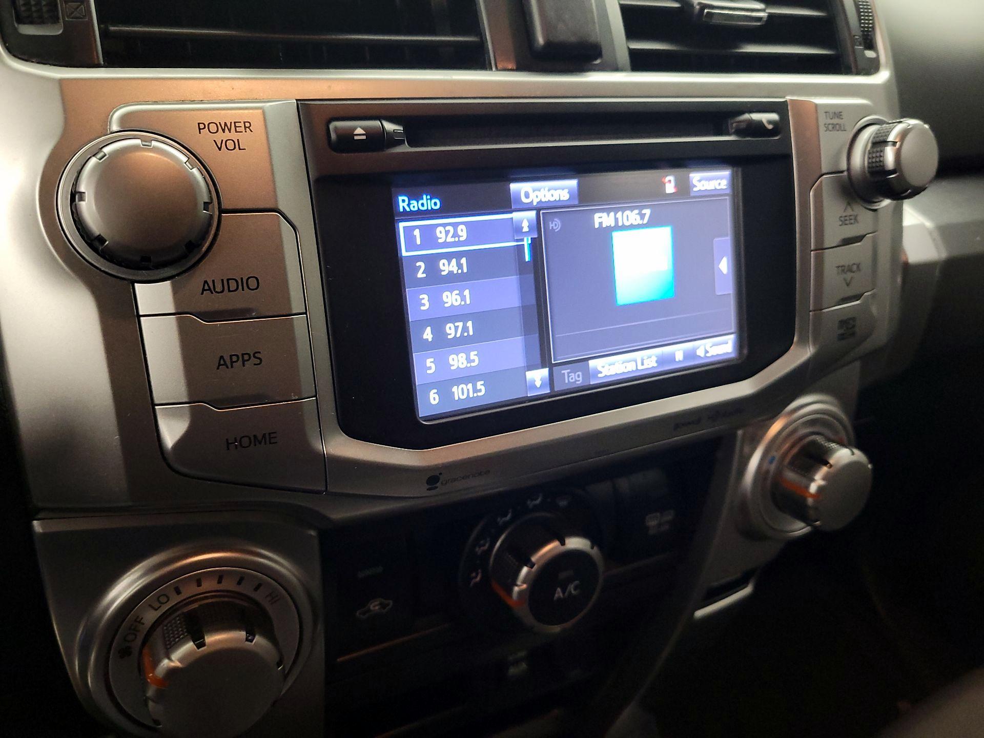 Thumbnail: 2019 Toyota 4Runner - 15