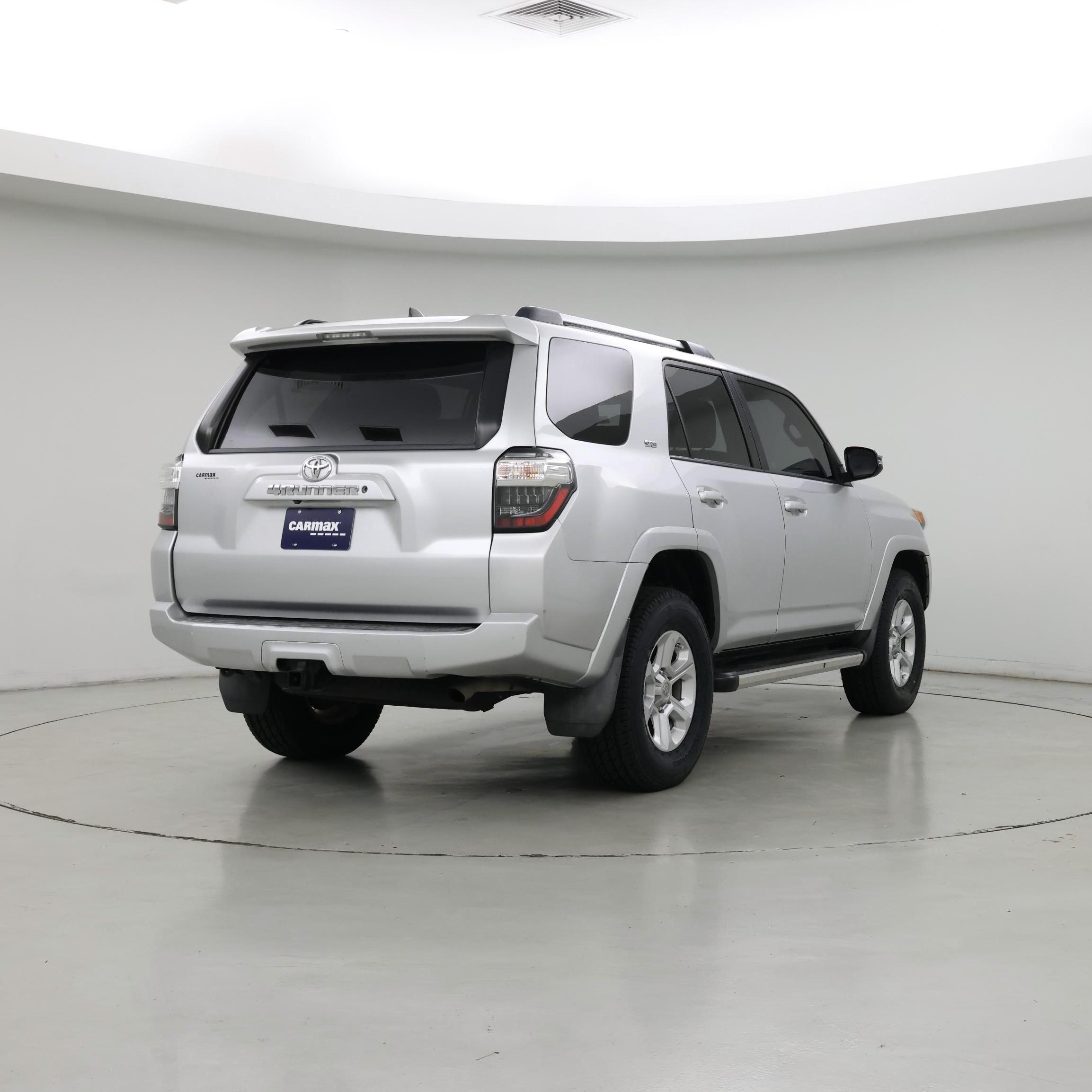 Thumbnail: 2019 Toyota 4Runner - 8