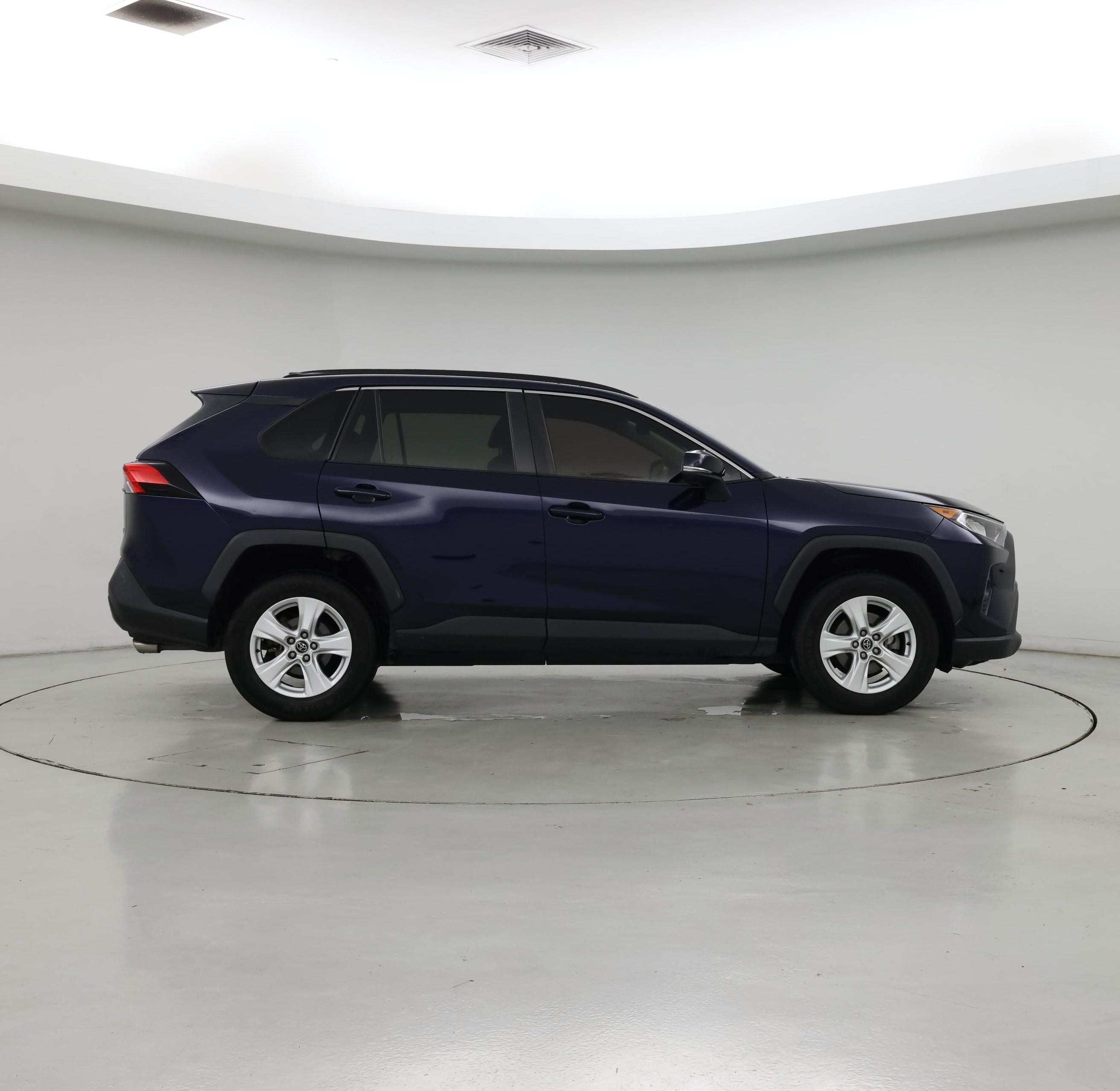 Thumbnail: 2020 Toyota RAV4 - 7
