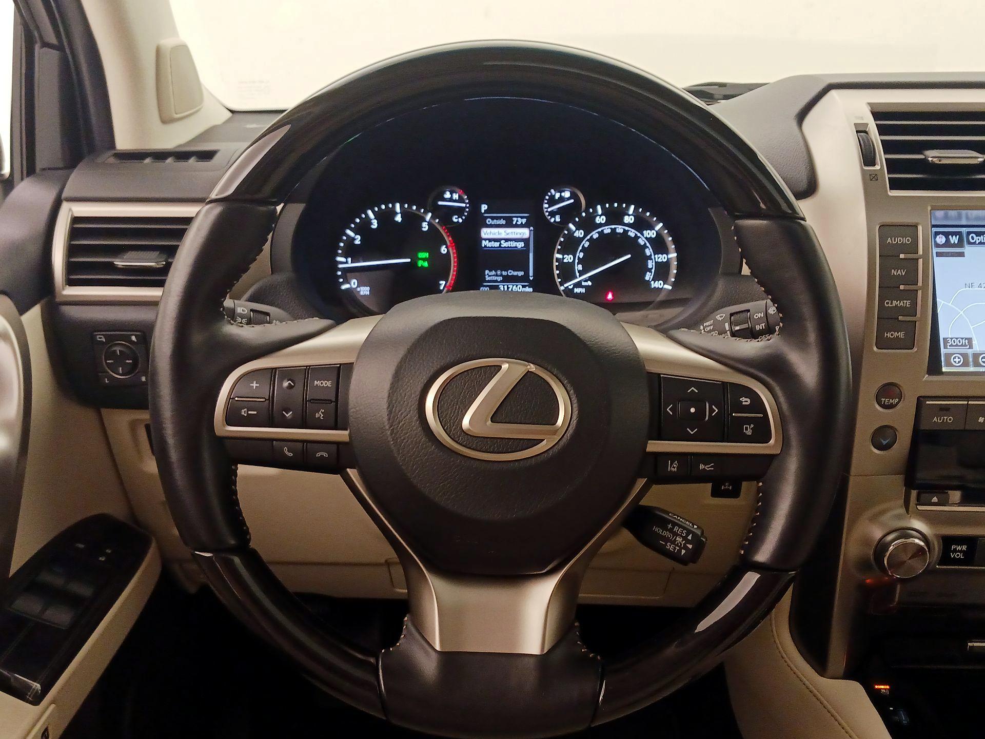 Thumbnail: 2021 Lexus GX - 10