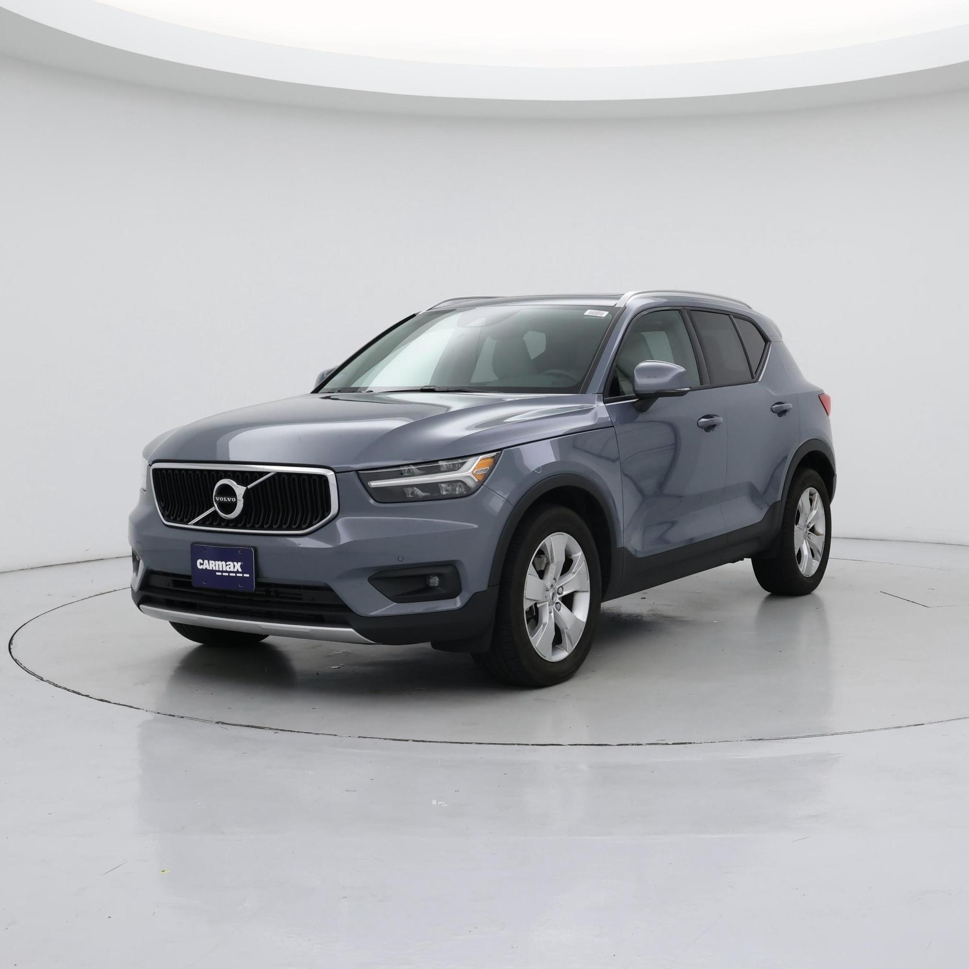 Thumbnail: 2021 Volvo XC40 - 4