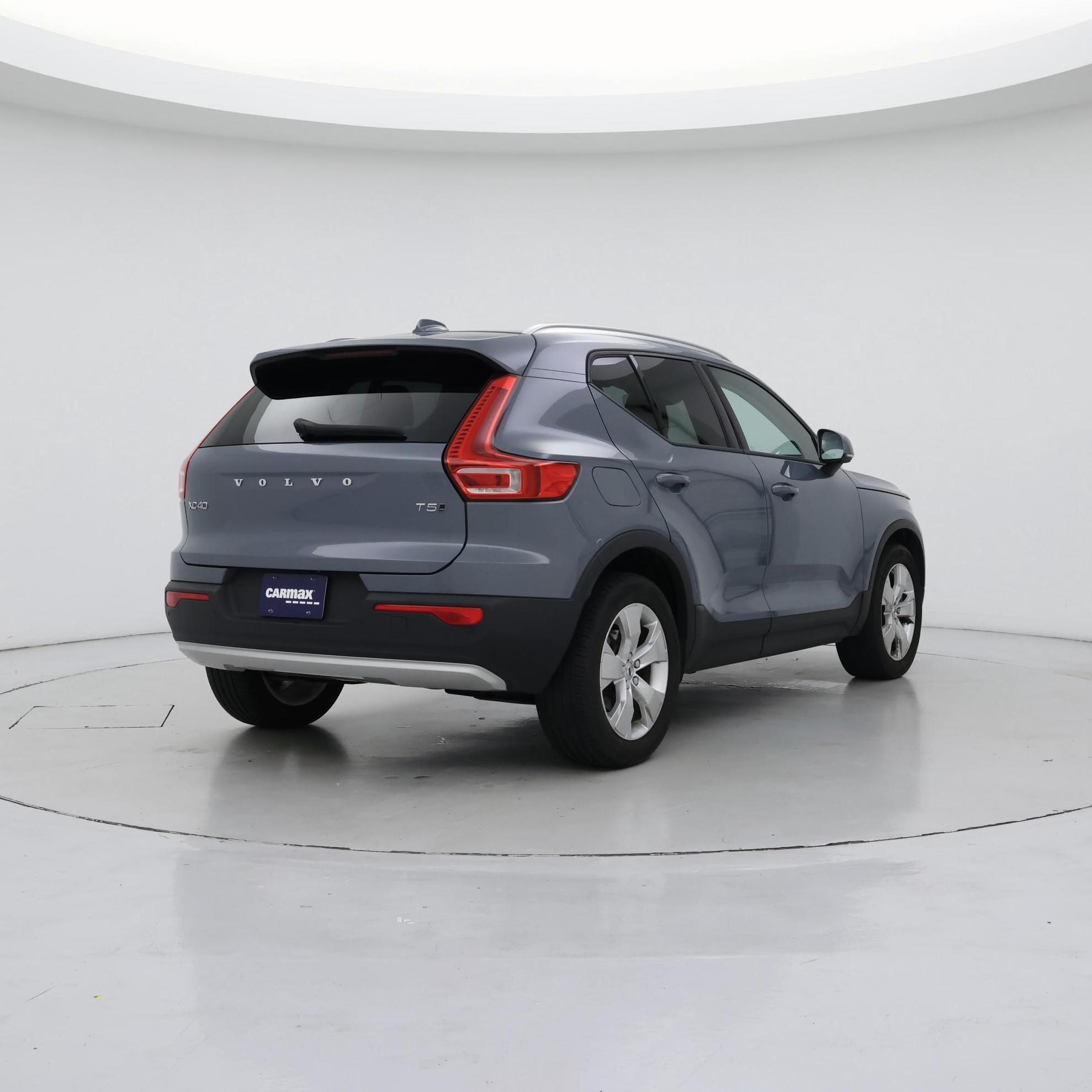 Thumbnail: 2021 Volvo XC40 - 8