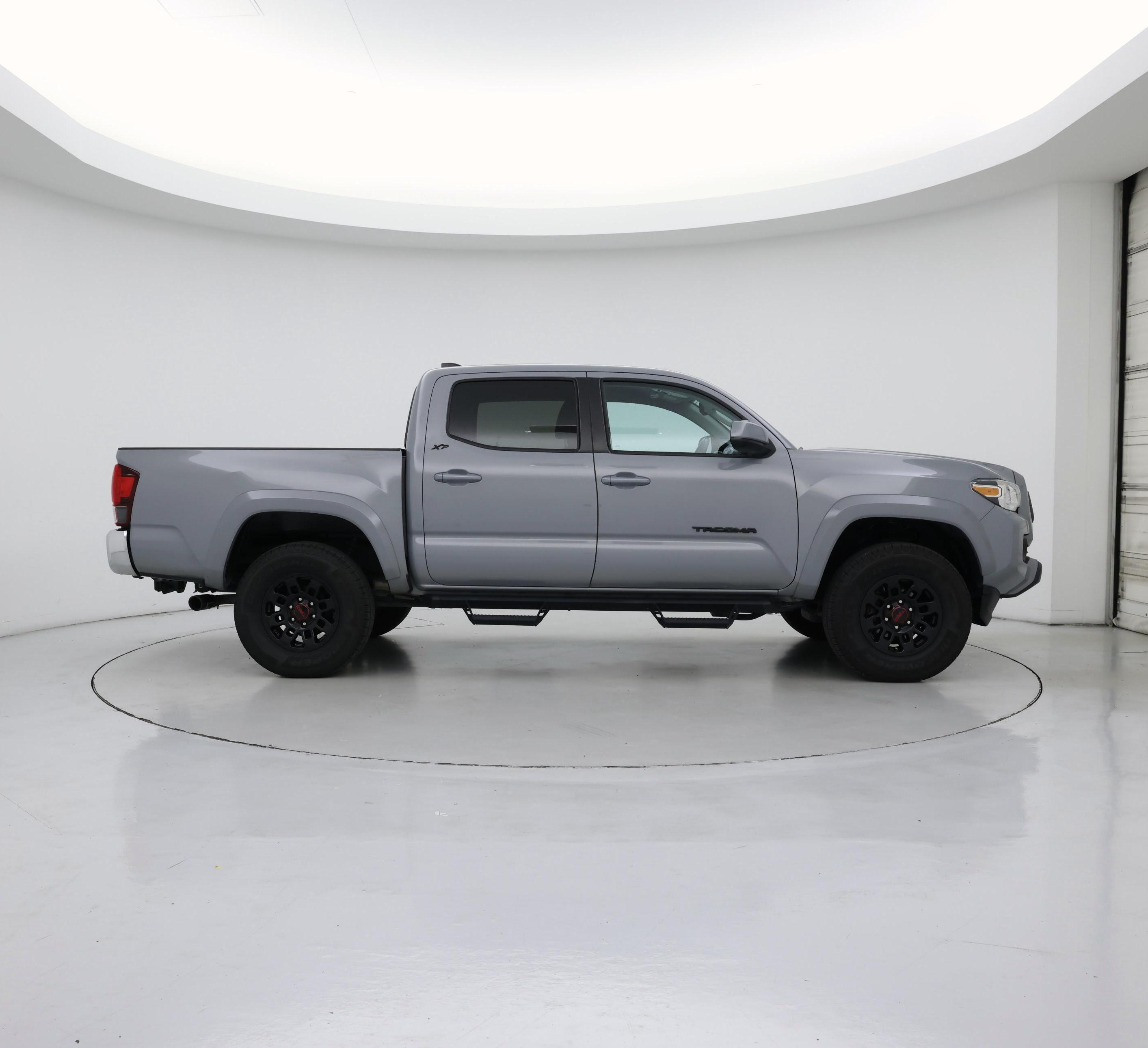 Thumbnail: 2021 Toyota Tacoma - 7