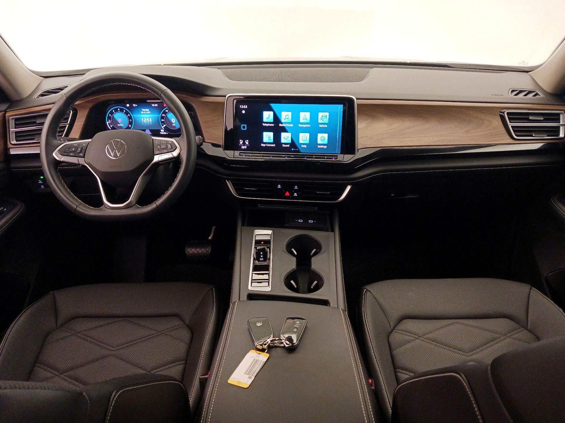 Thumbnail: 2024 Volkswagen Atlas - 9