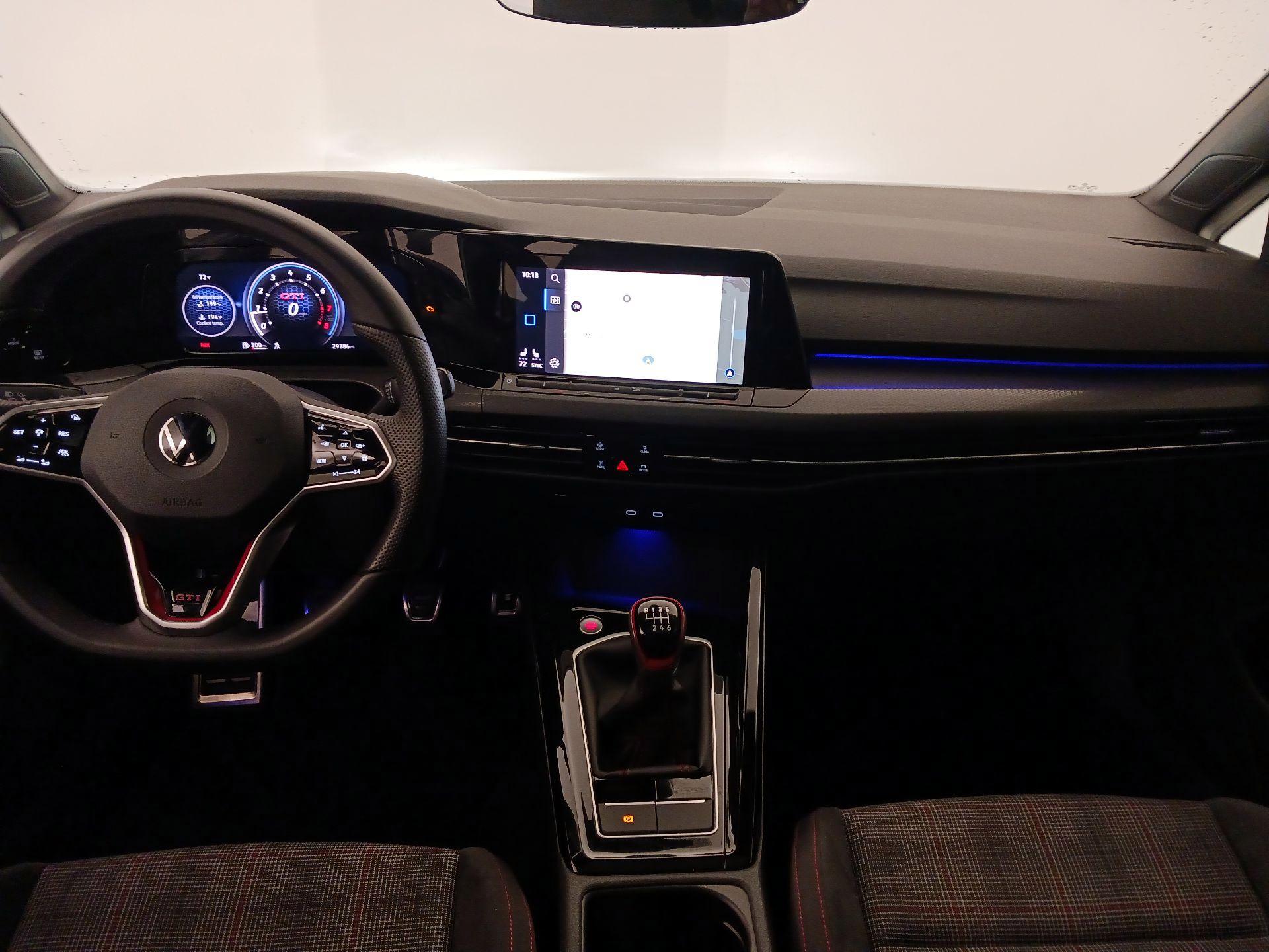 Thumbnail: 2023 Volkswagen Golf - 9