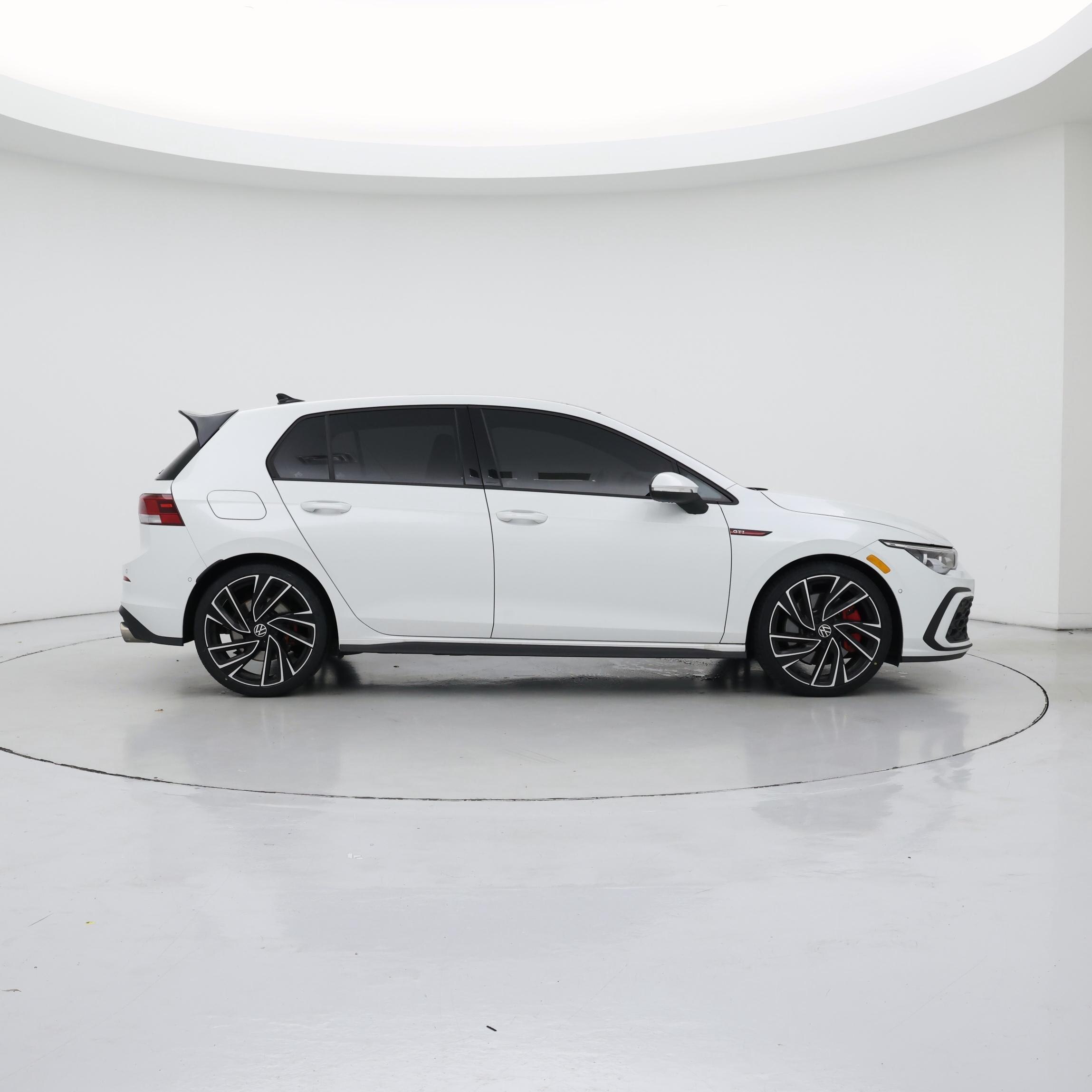 Thumbnail: 2023 Volkswagen Golf - 7