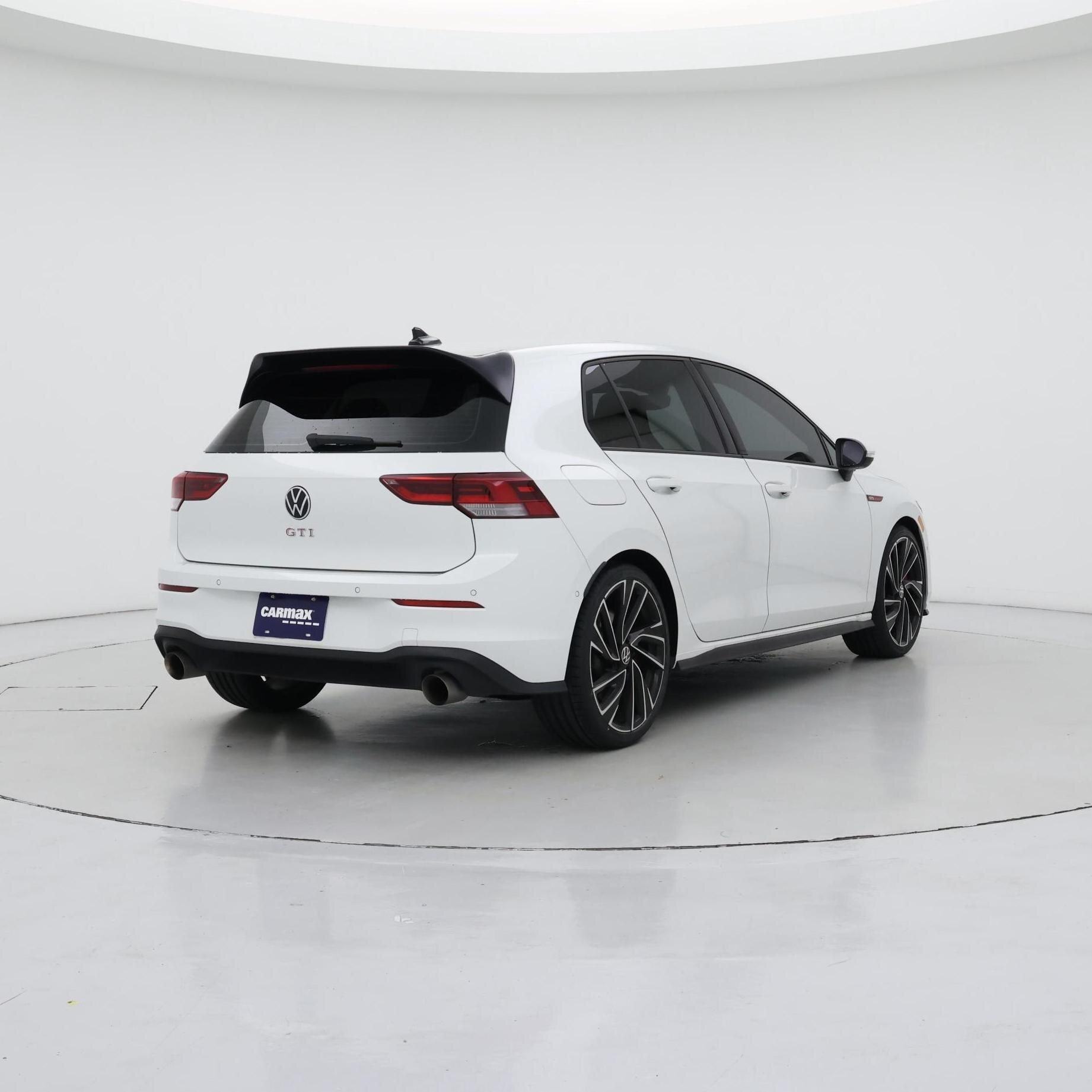 Thumbnail: 2023 Volkswagen Golf - 8