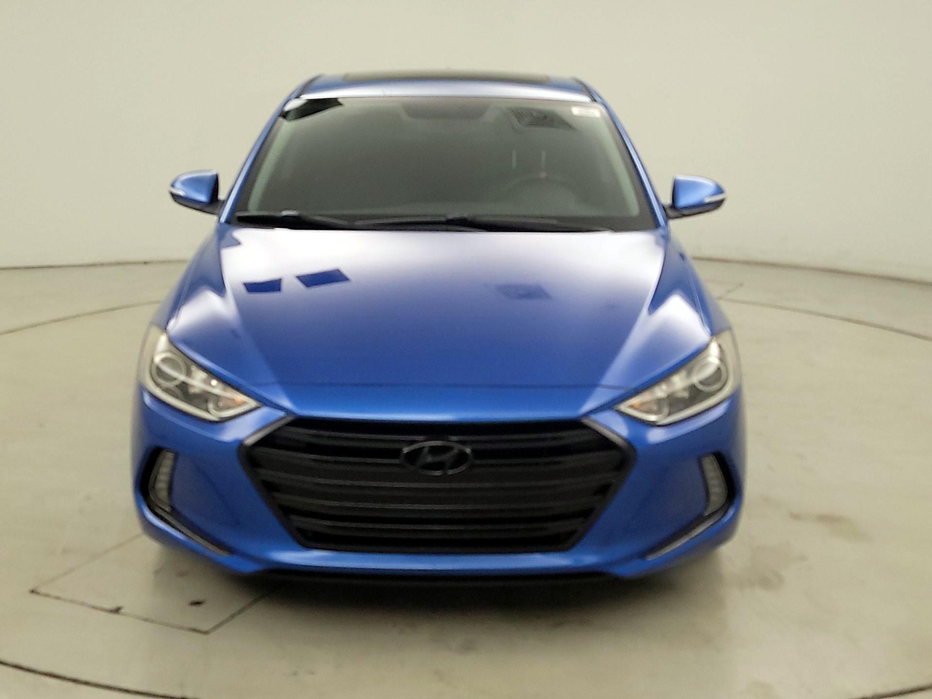 Thumbnail: 2017 Hyundai Elantra - 2