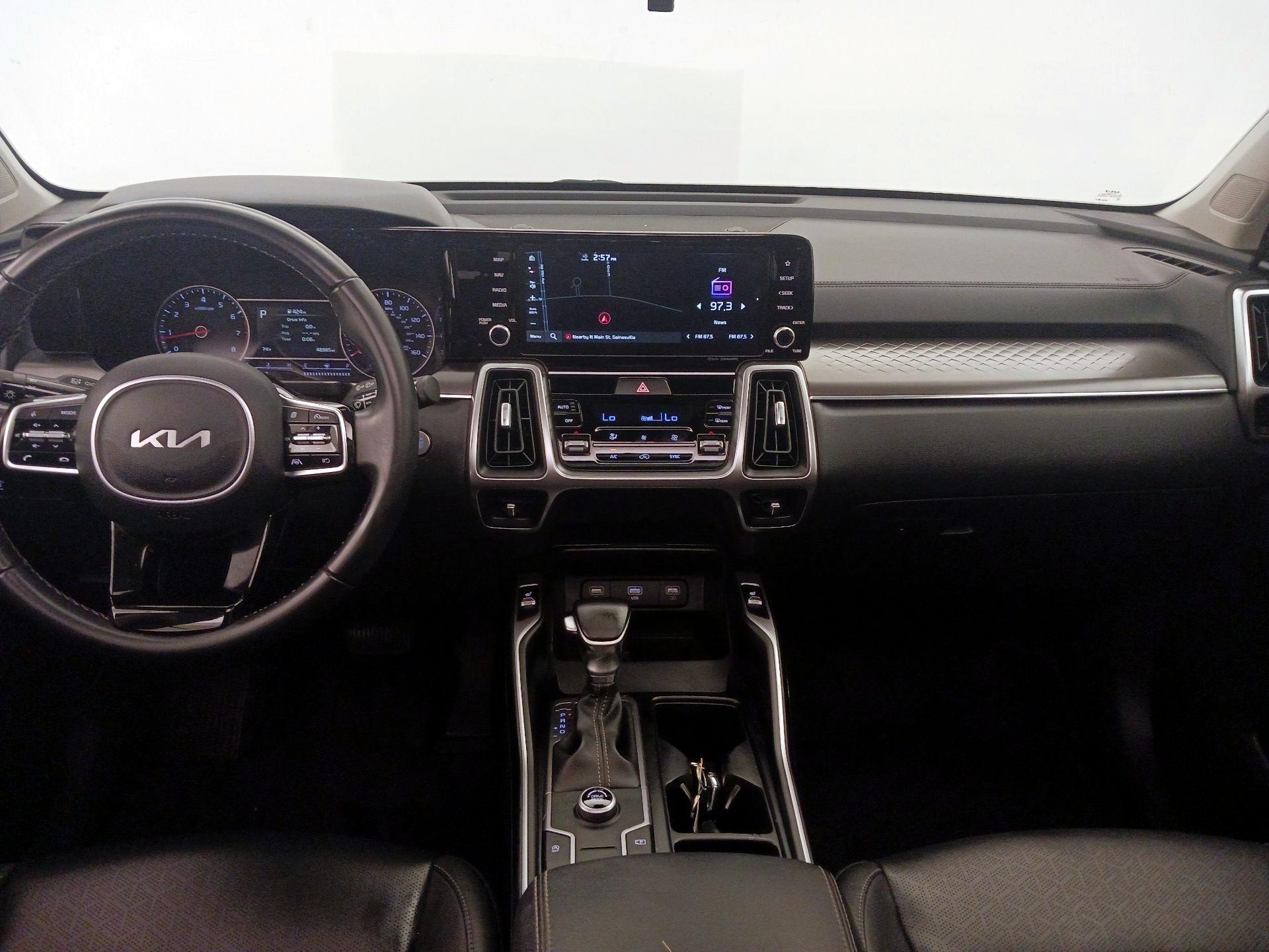 Thumbnail: 2022 Kia Sorento - 9