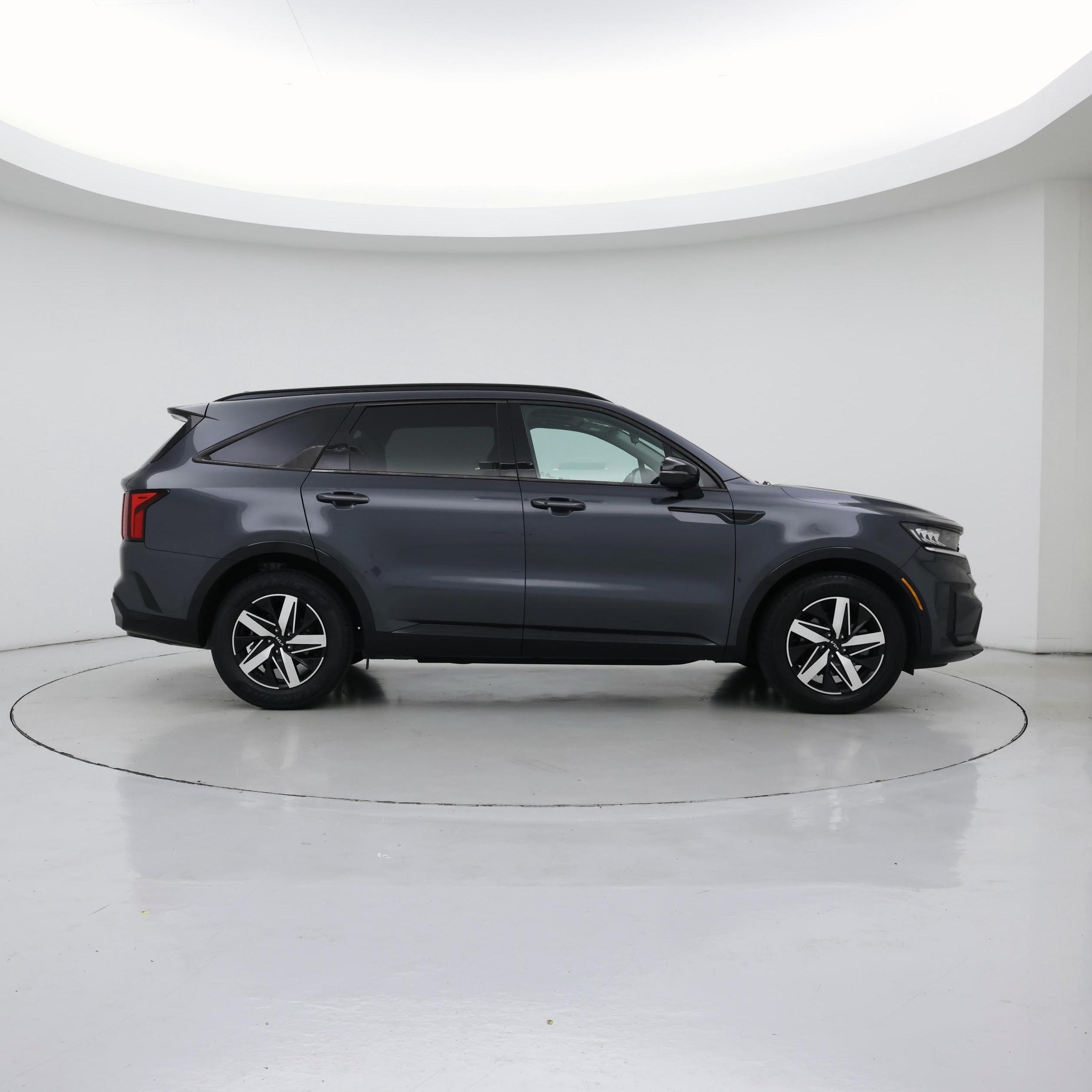 Thumbnail: 2022 Kia Sorento - 7