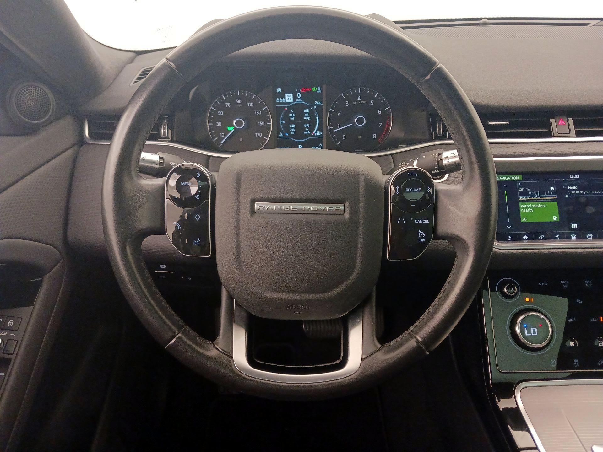 Thumbnail: 2020 Land Rover Range Rover Evoque - 10