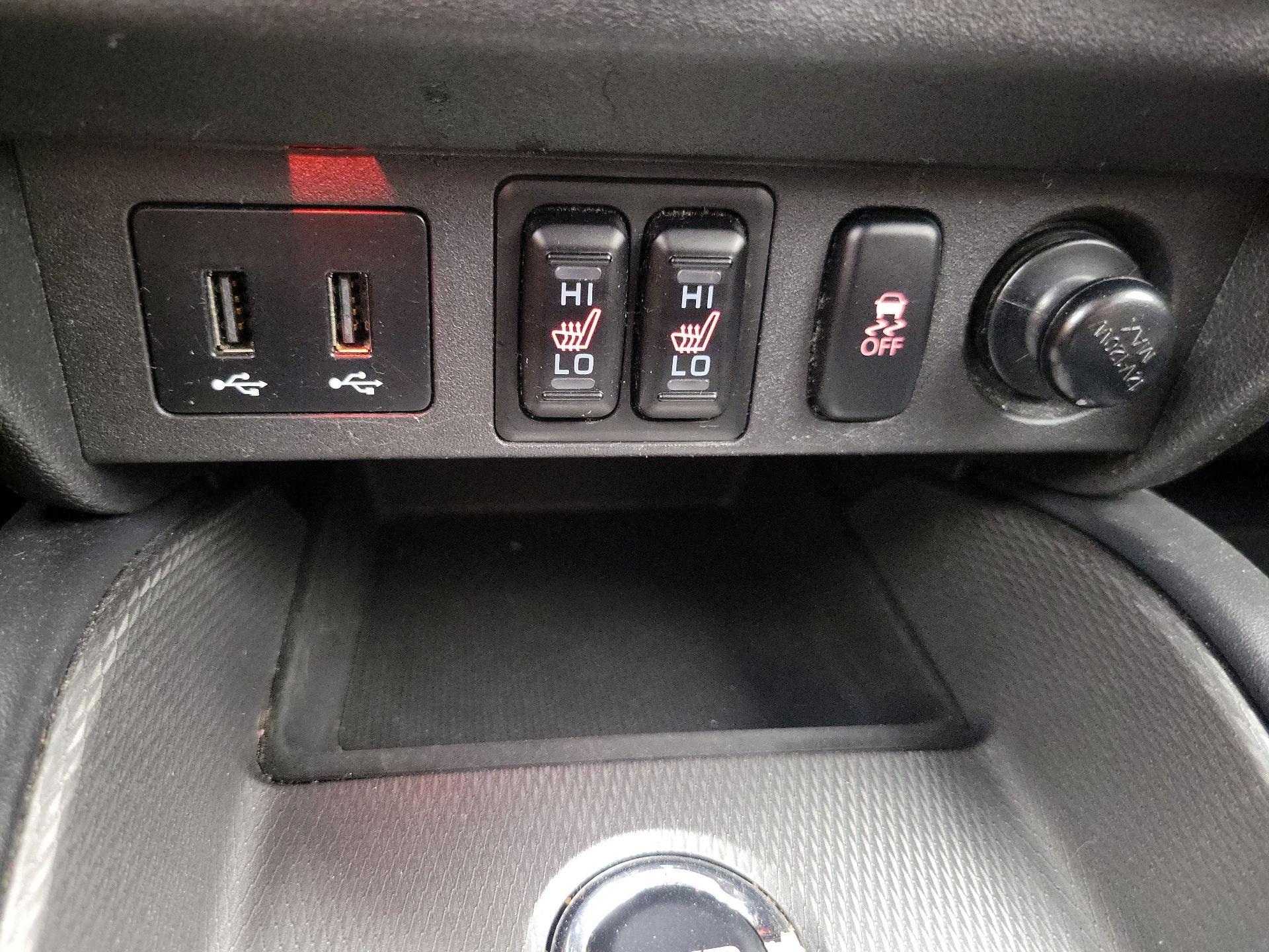 Thumbnail: 2019 Mitsubishi Outlander Sport - 18