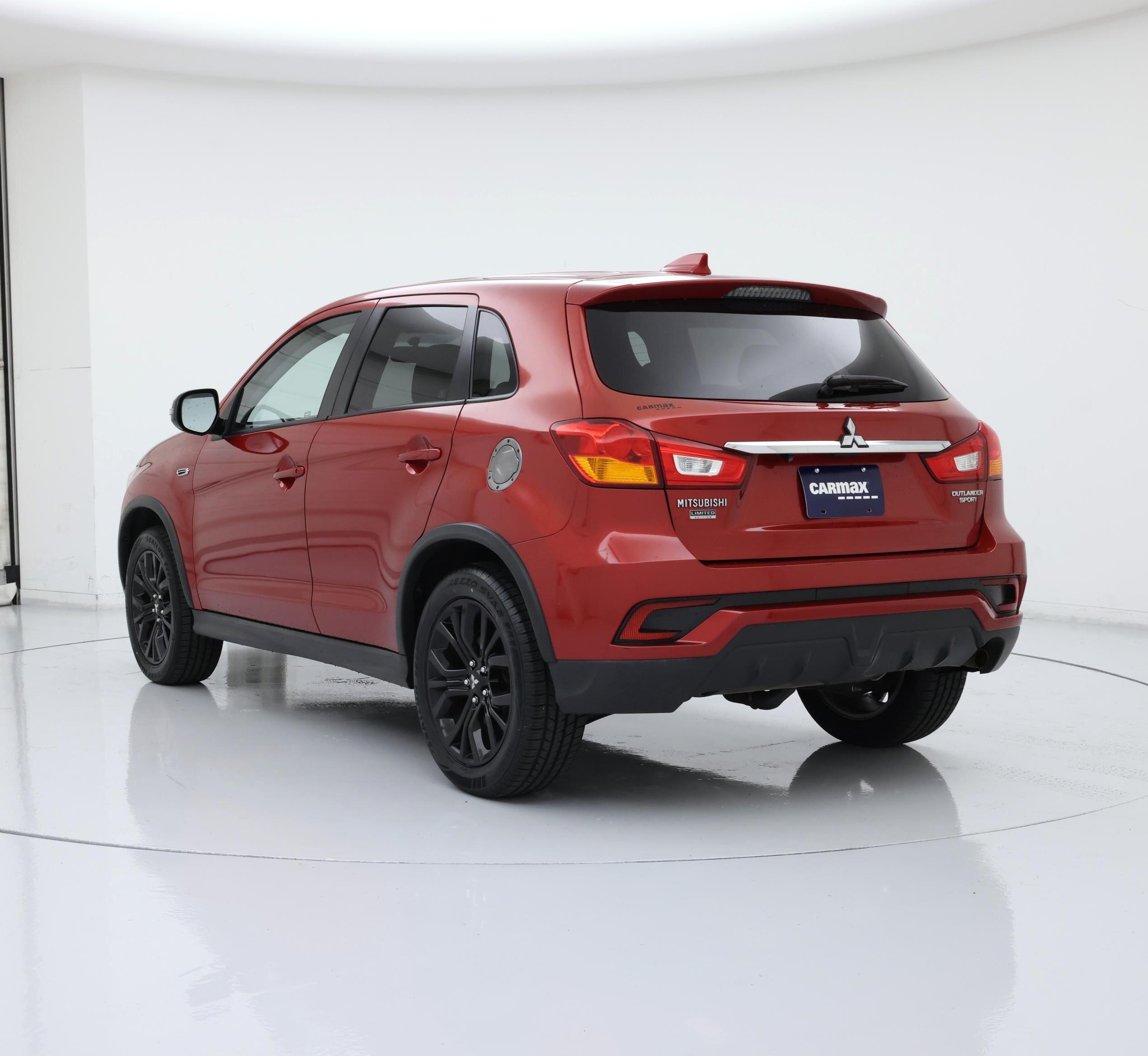 Thumbnail: 2019 Mitsubishi Outlander Sport - 2