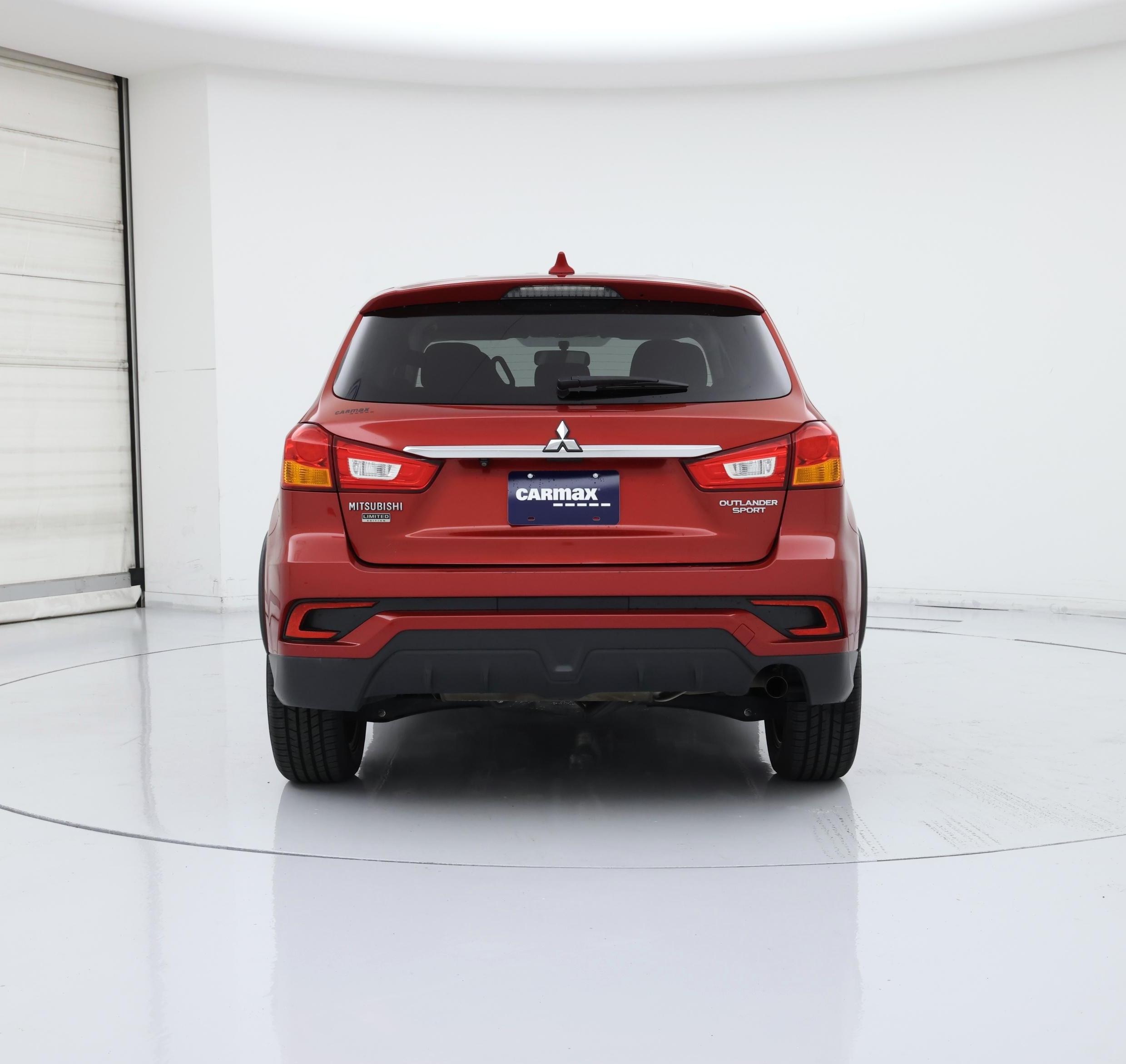 Thumbnail: 2019 Mitsubishi Outlander Sport - 6