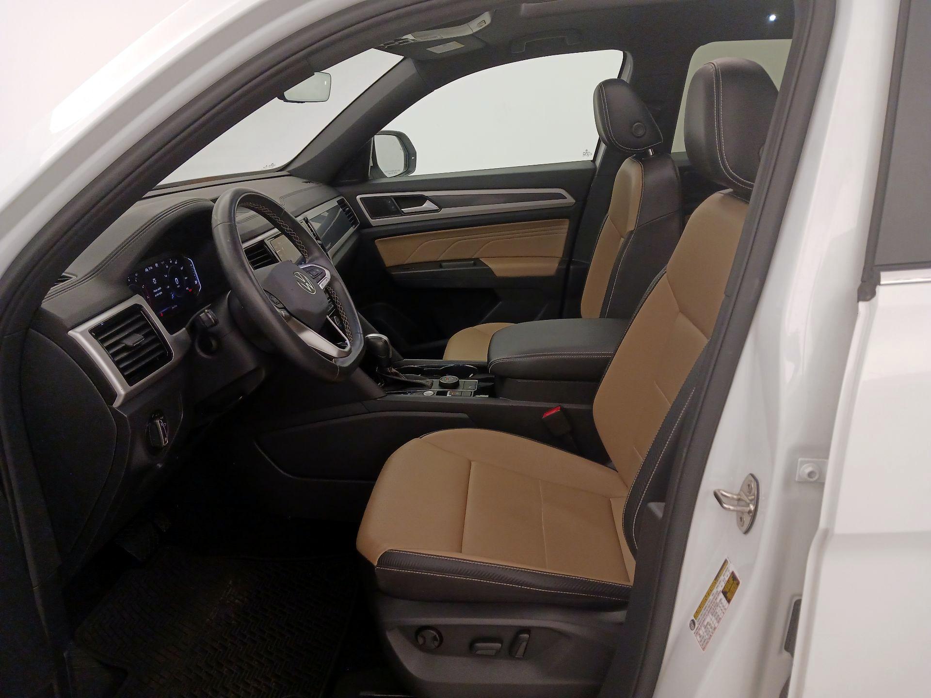 Thumbnail: 2022 Volkswagen Atlas - 11