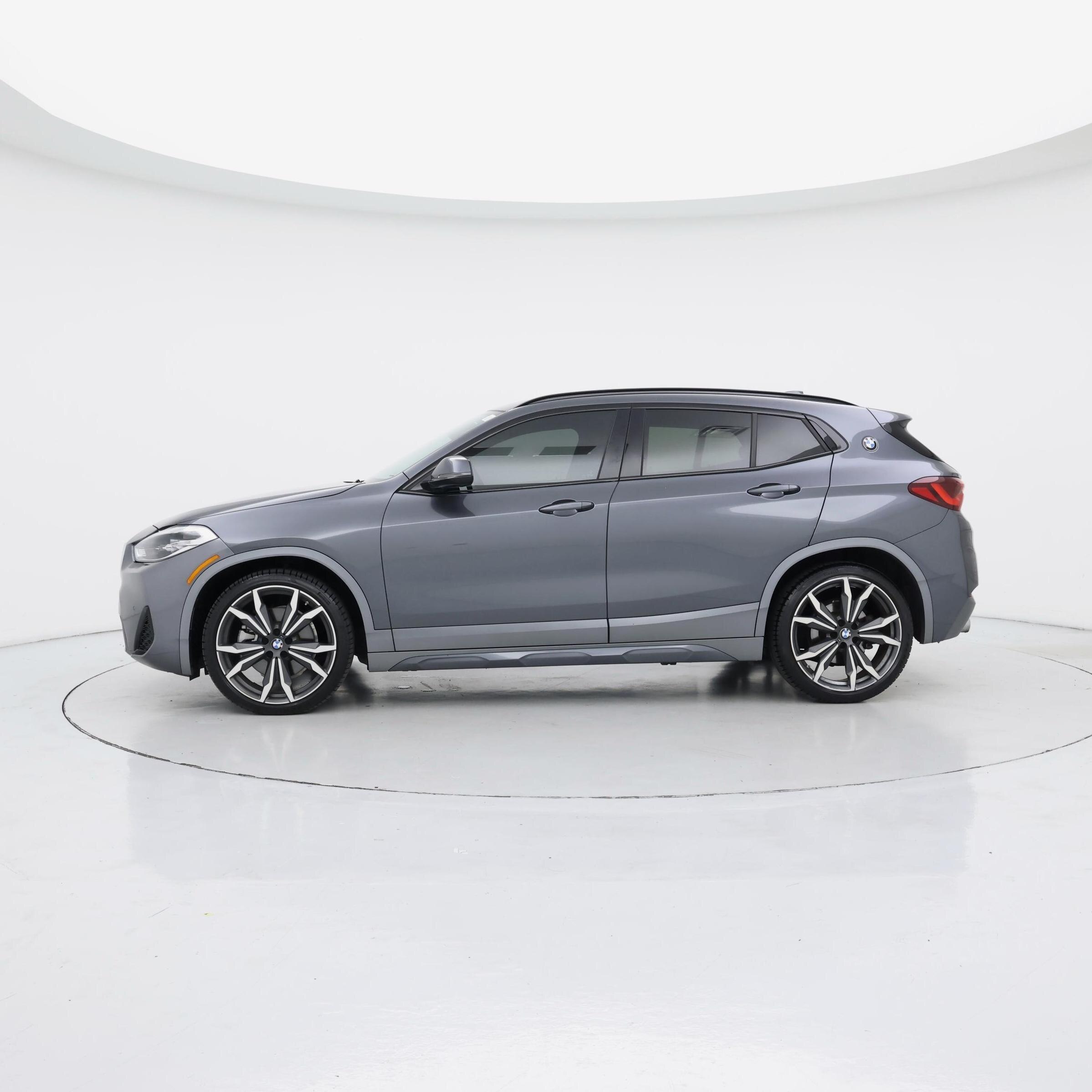 Thumbnail: 2022 BMW X2 - 3