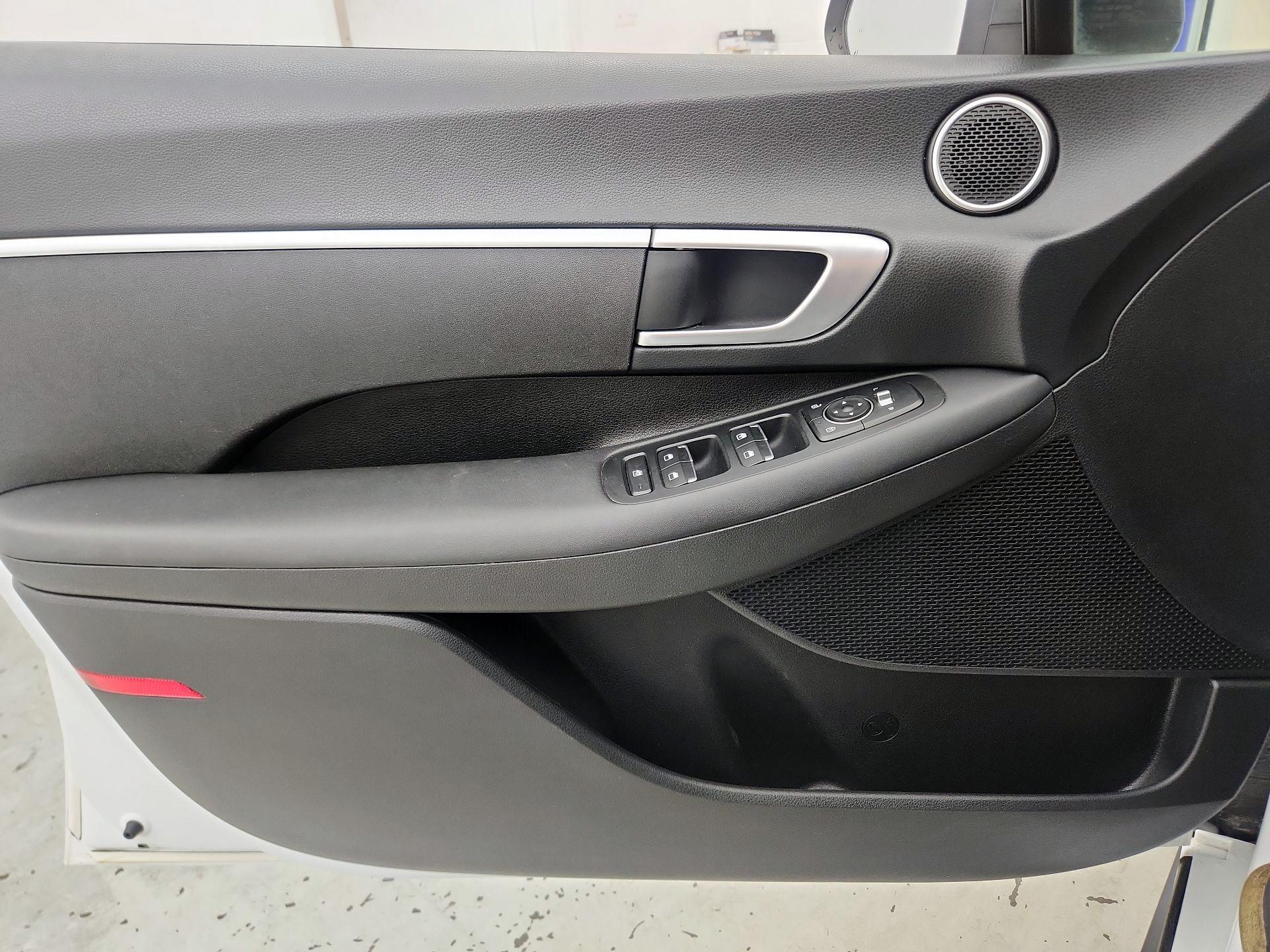 Thumbnail: 2021 Hyundai Sonata - 12