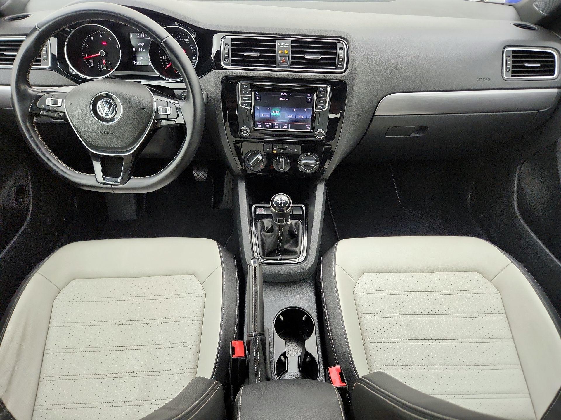 Thumbnail: 2016 Volkswagen Jetta - 9
