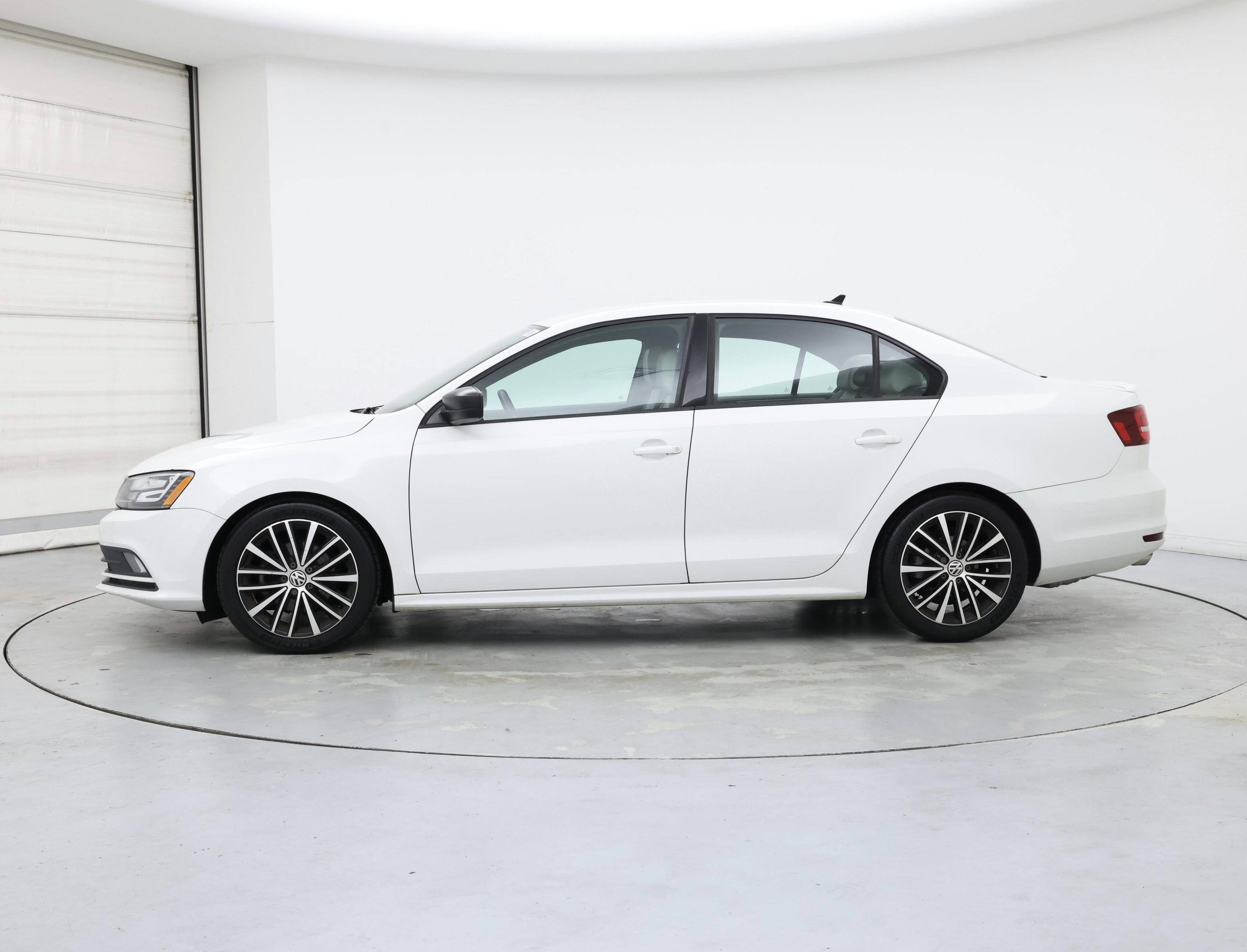 Thumbnail: 2016 Volkswagen Jetta - 3