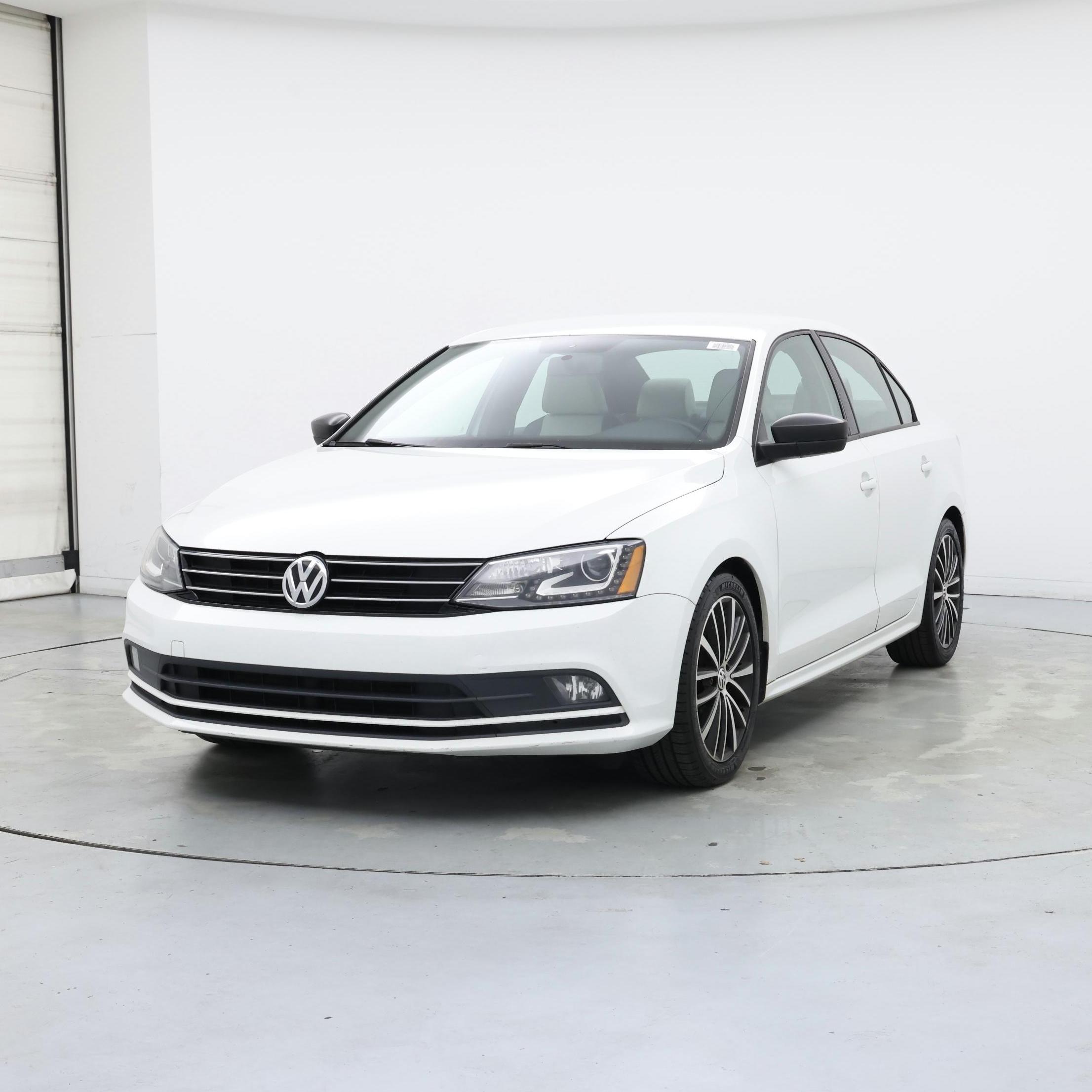 Thumbnail: 2016 Volkswagen Jetta - 4