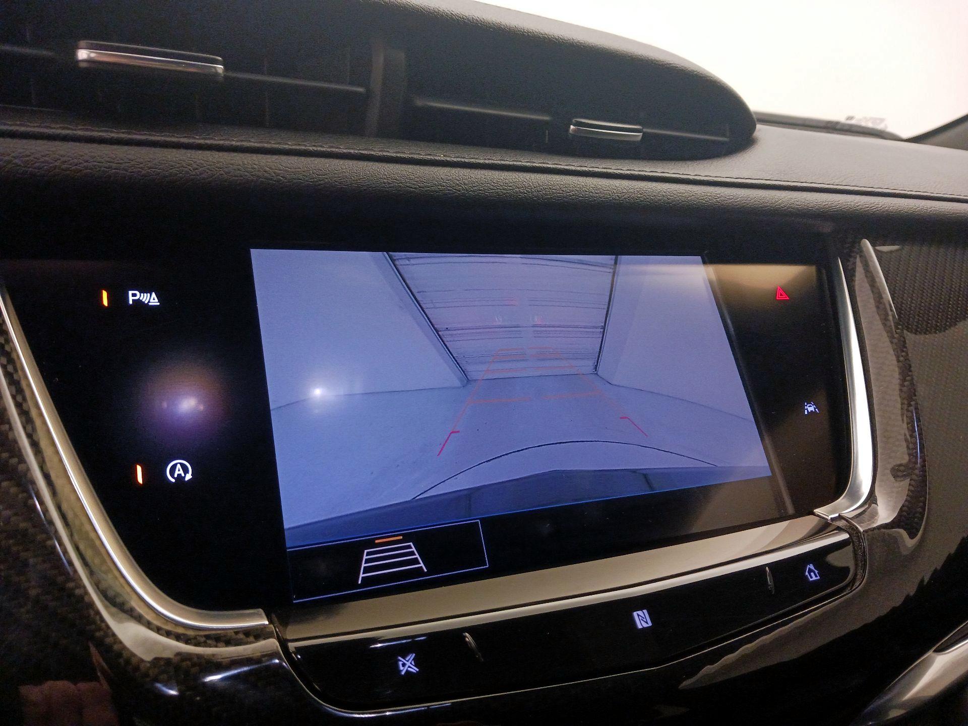 Thumbnail: 2020 Cadillac XT6 - 14