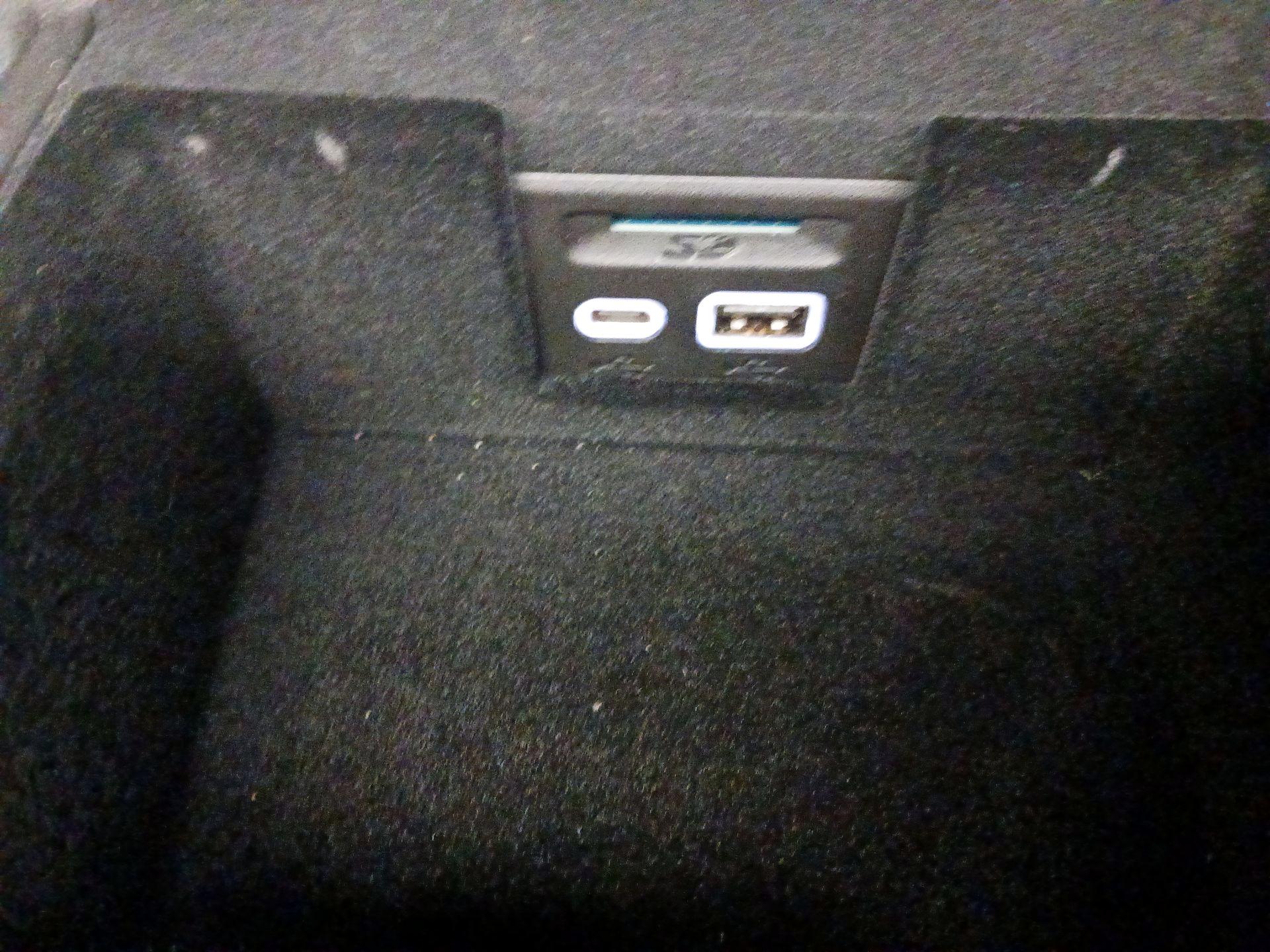 Thumbnail: 2020 Cadillac XT6 - 18