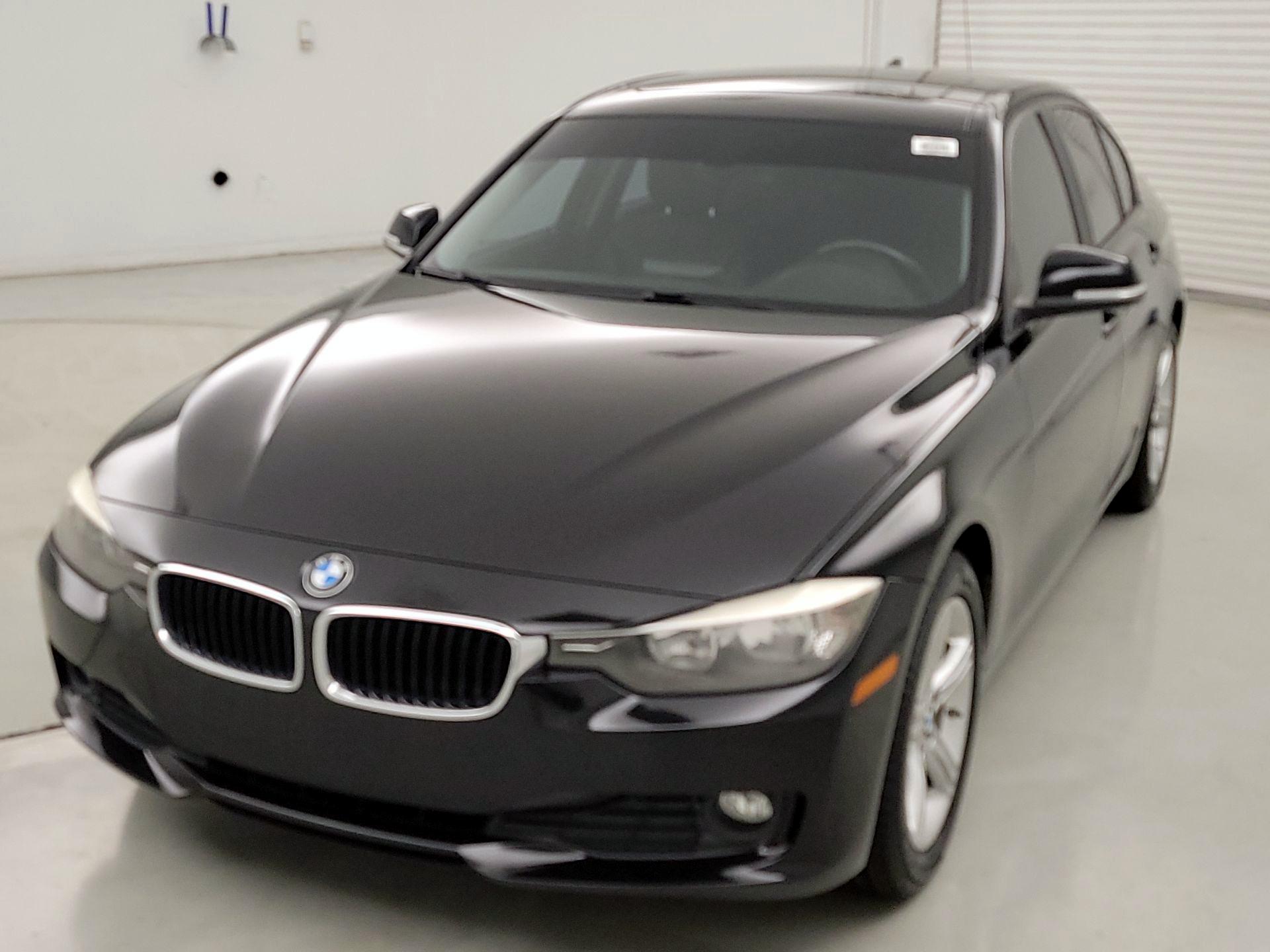Thumbnail: 2015 BMW 3 Series - 3