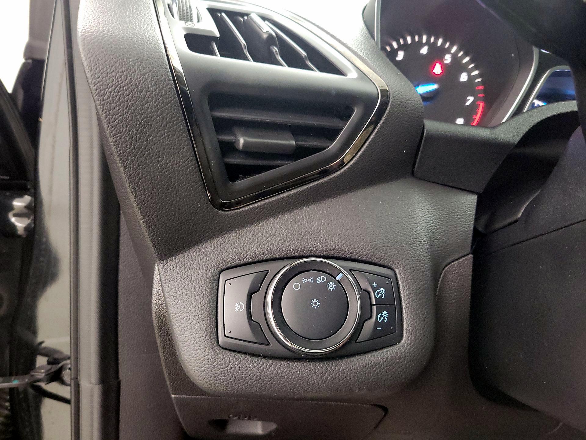 Thumbnail: 2014 Ford Escape - 11
