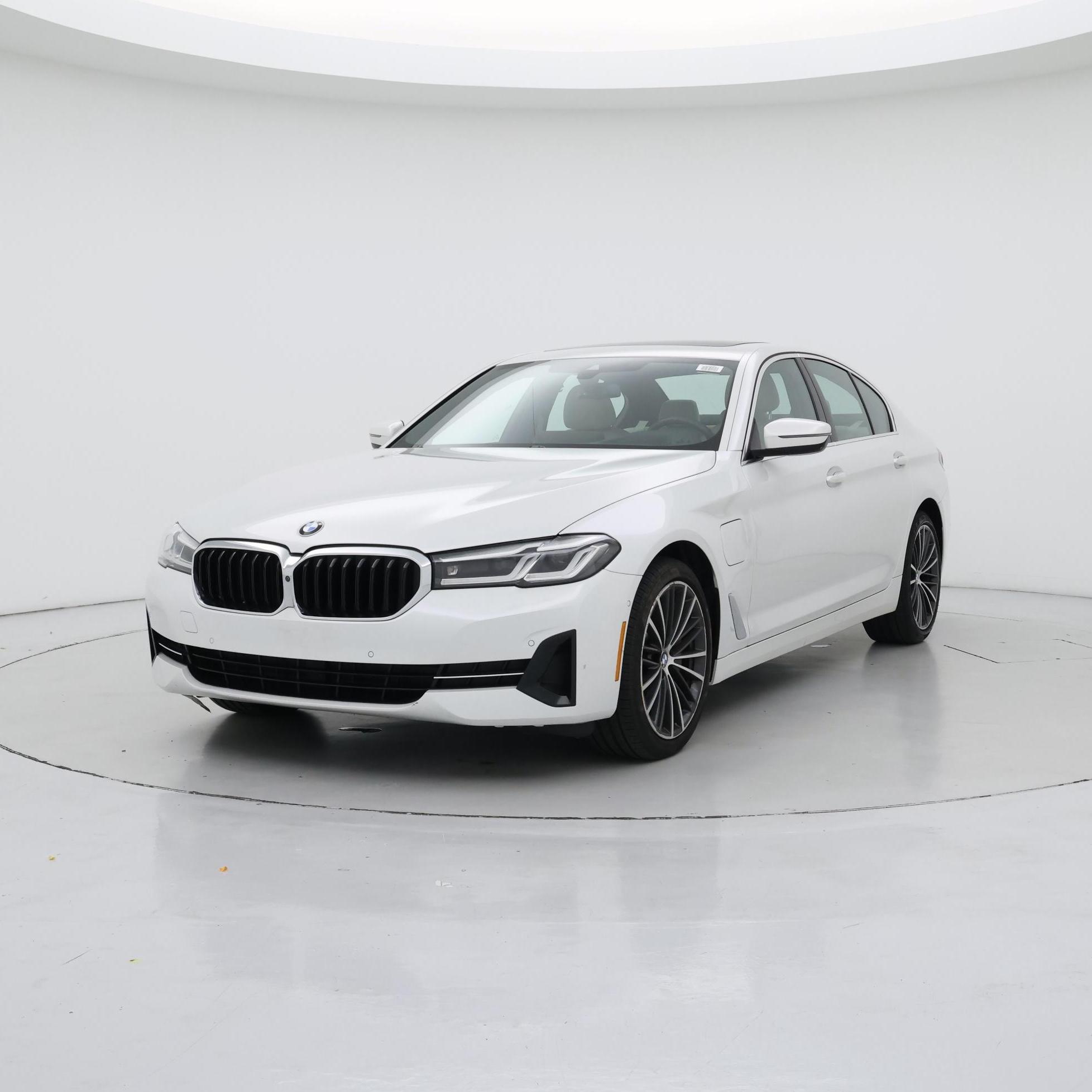 Thumbnail: 2021 BMW 5 Series - 4