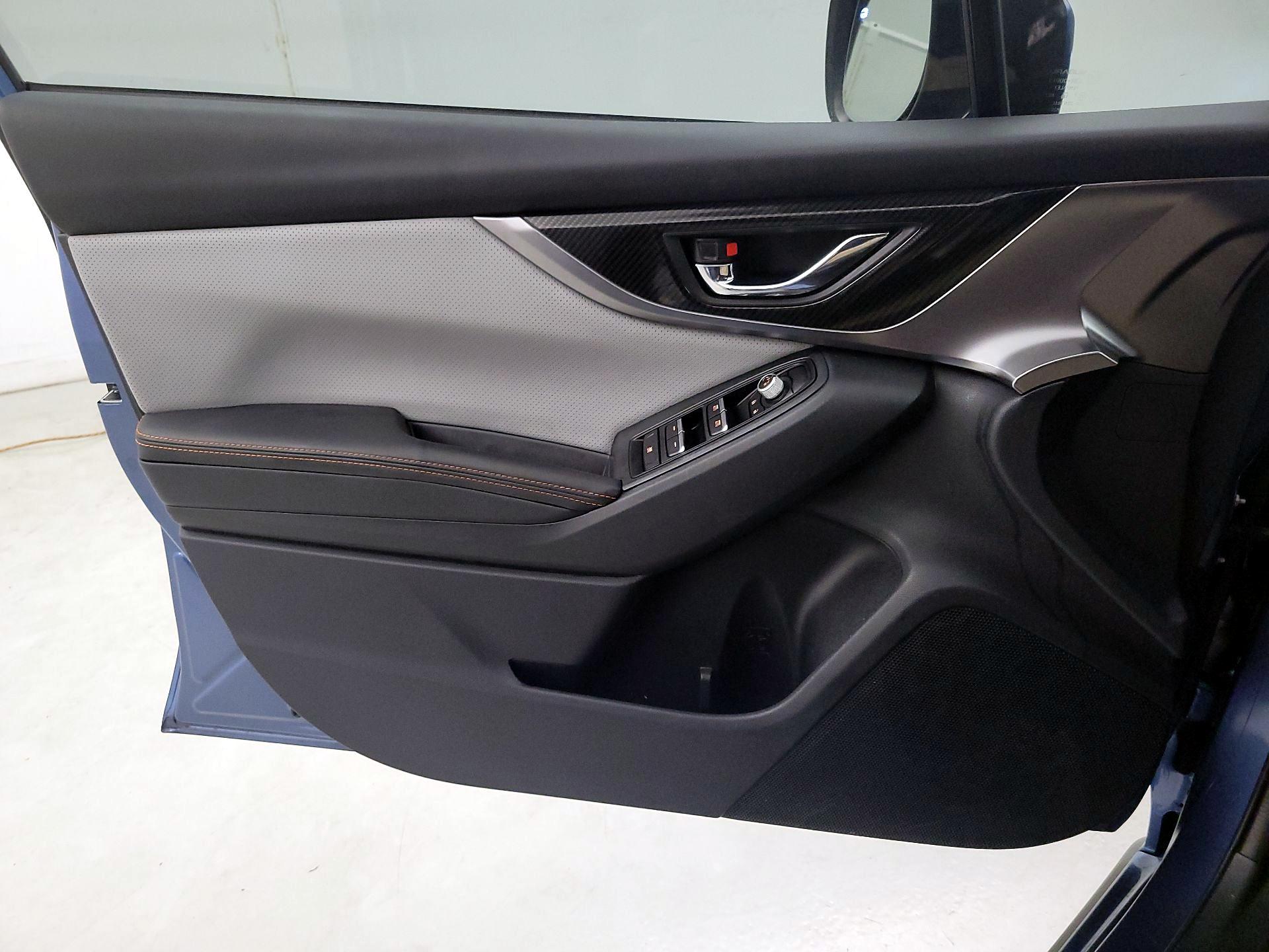 Thumbnail: 2018 Subaru Crosstrek - 10