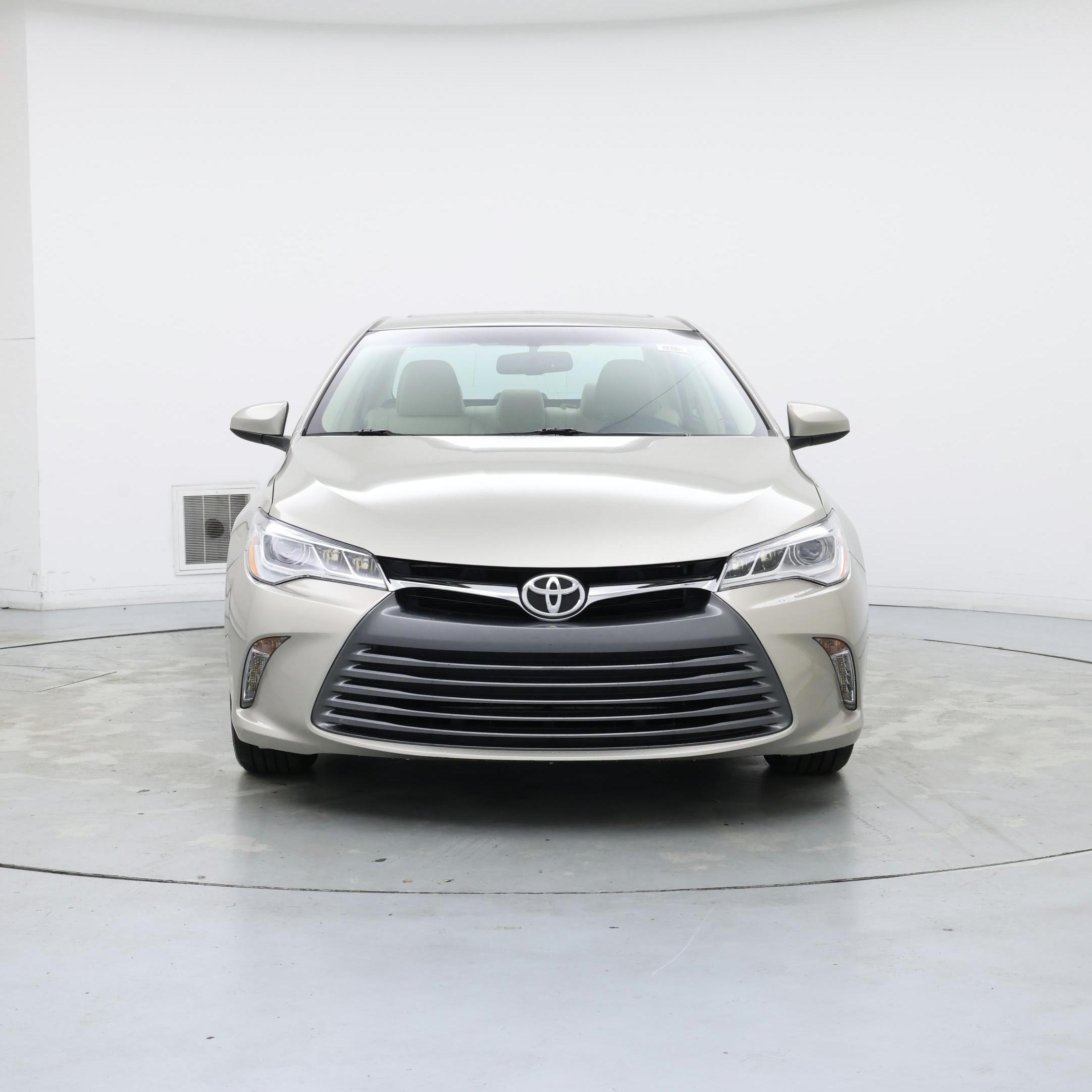 Thumbnail: 2016 Toyota Camry - 5