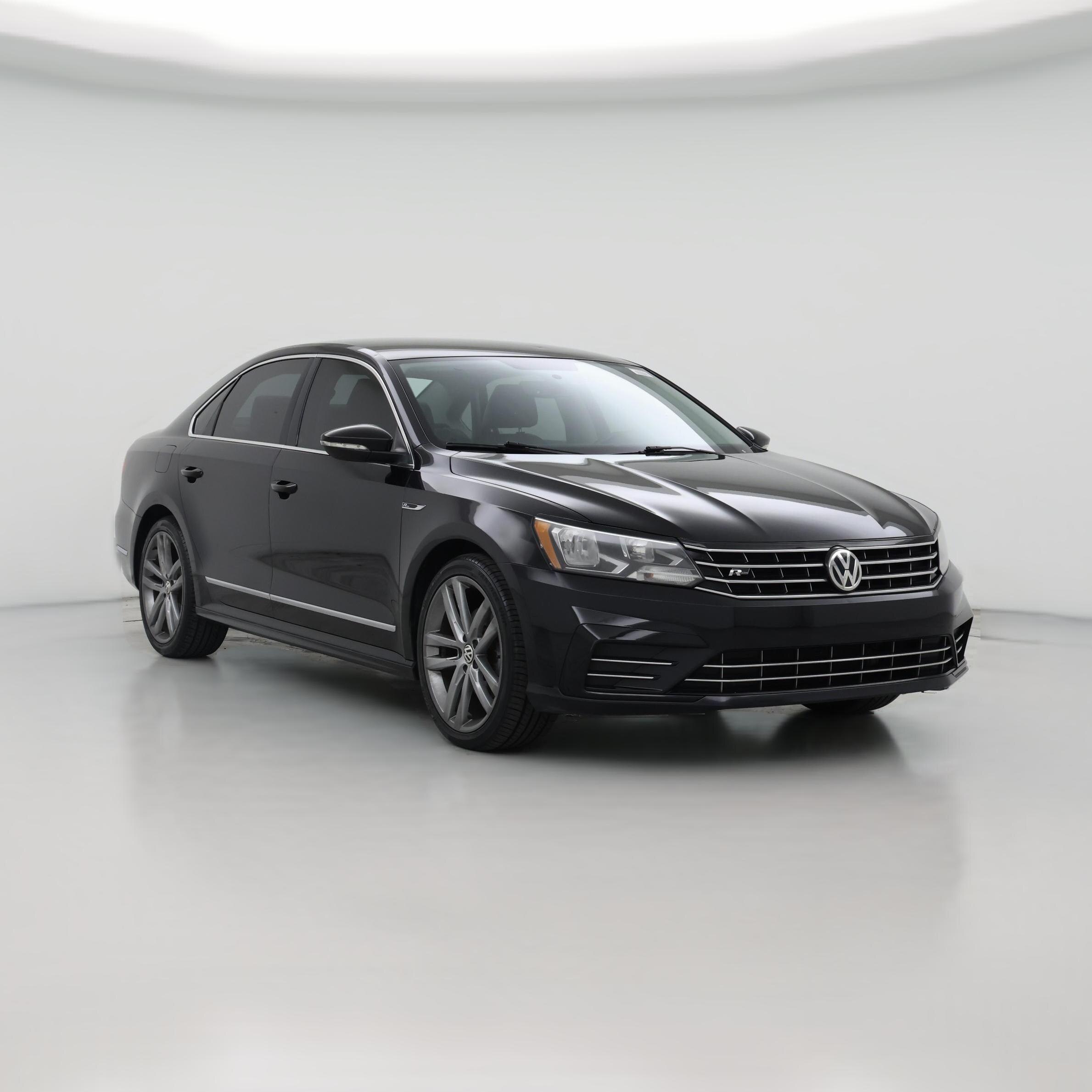 Thumbnail: 2017 Volkswagen Passat - 1