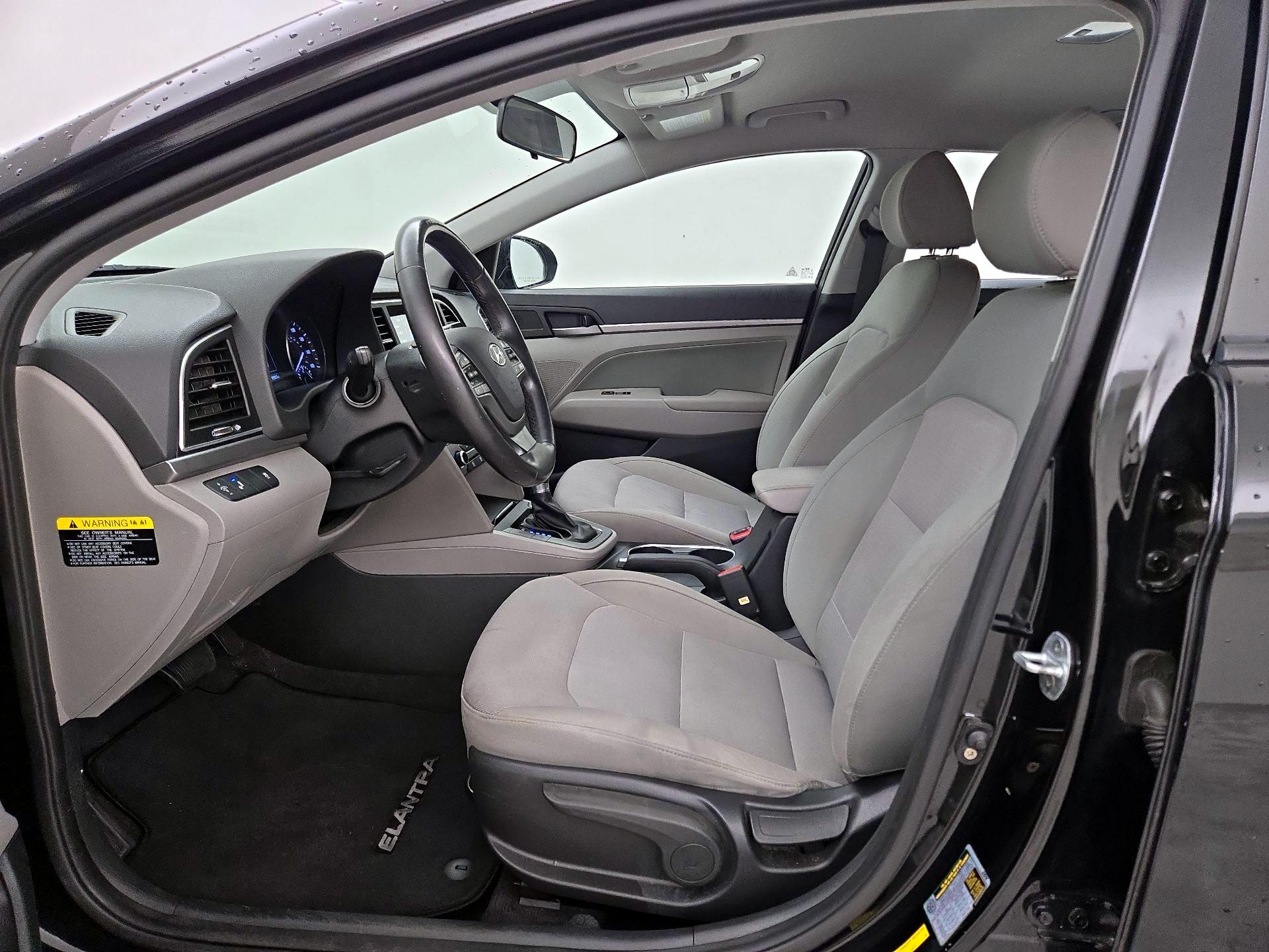 Thumbnail: 2017 Hyundai Elantra - 11
