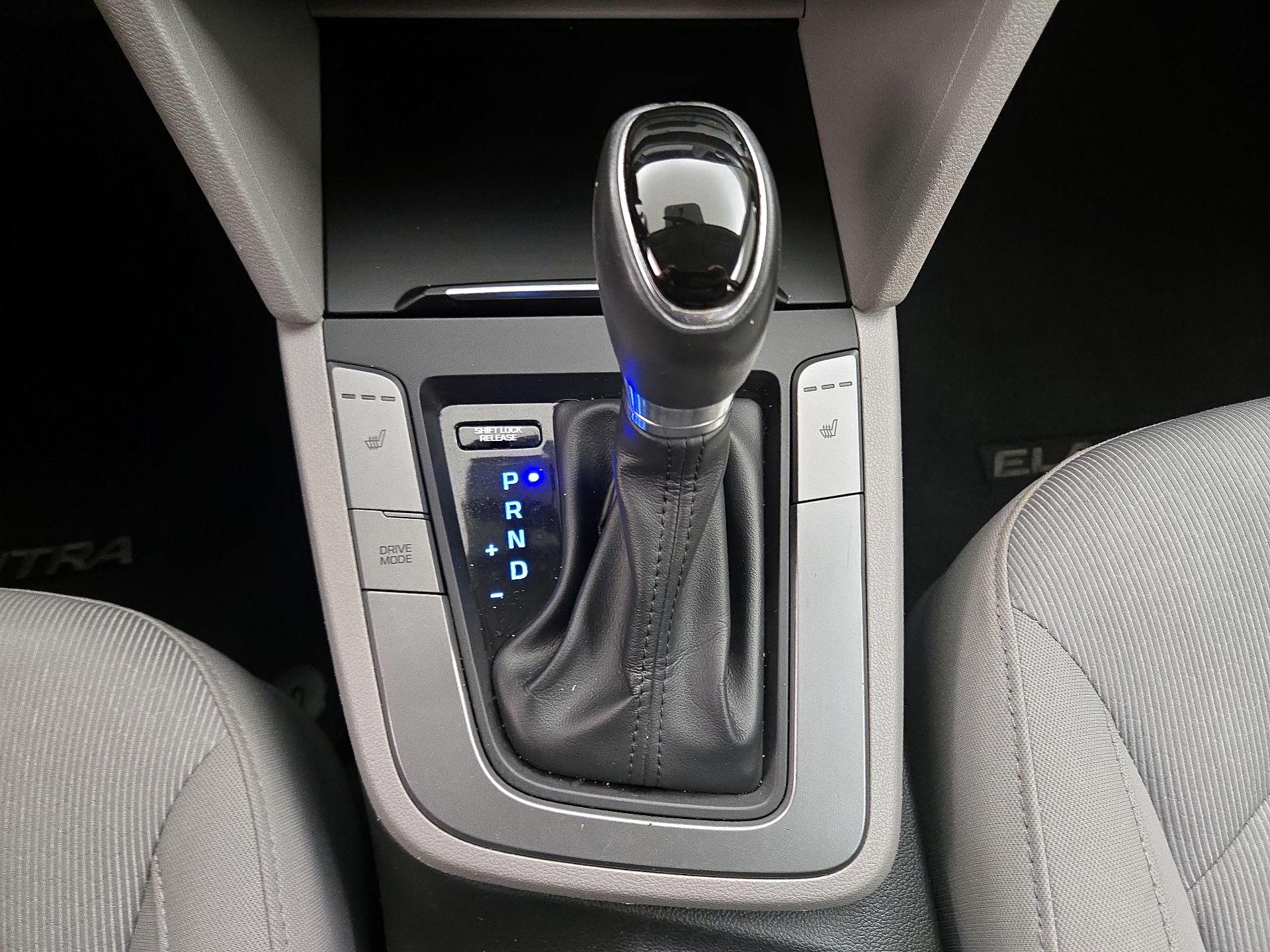 Thumbnail: 2017 Hyundai Elantra - 17