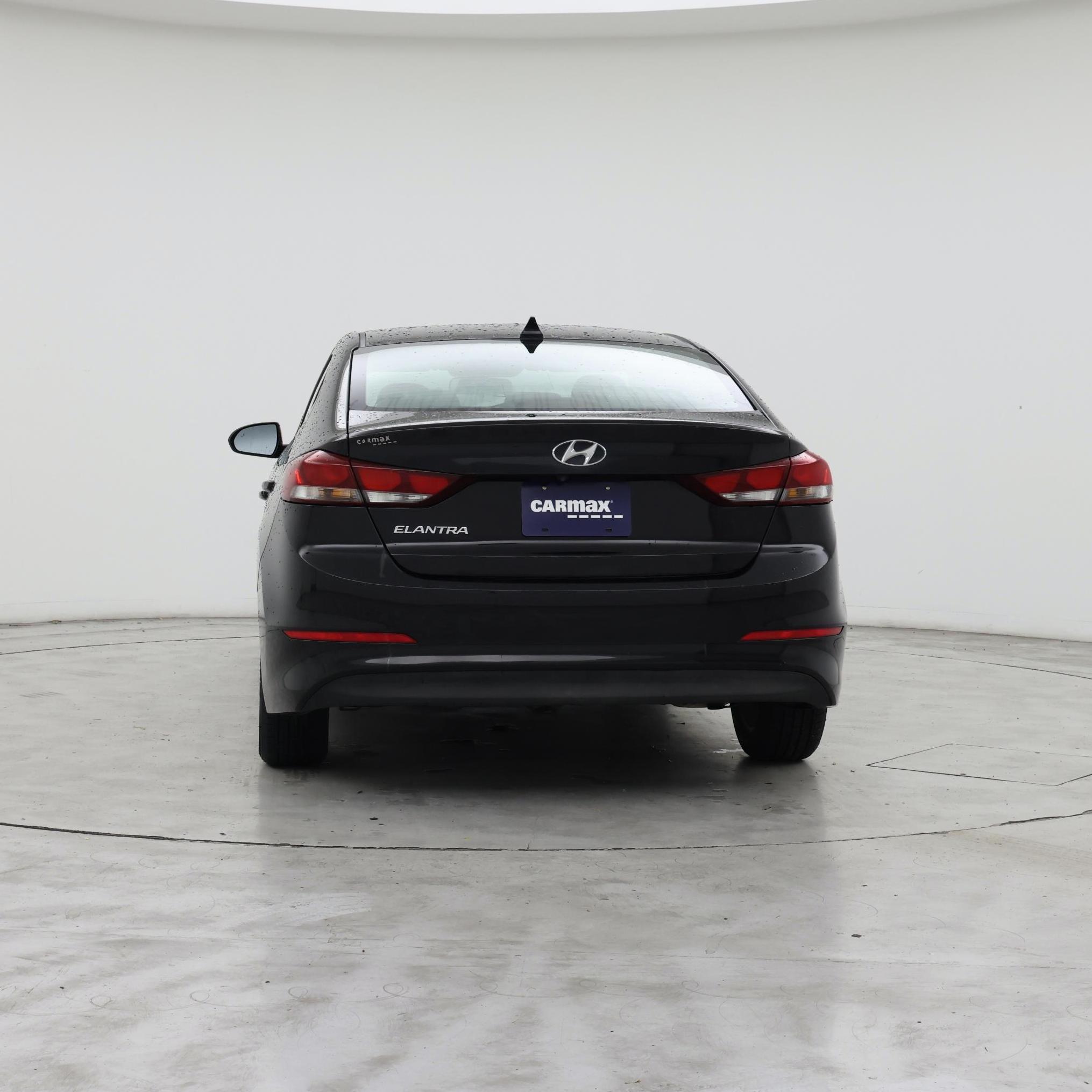 Thumbnail: 2017 Hyundai Elantra - 6