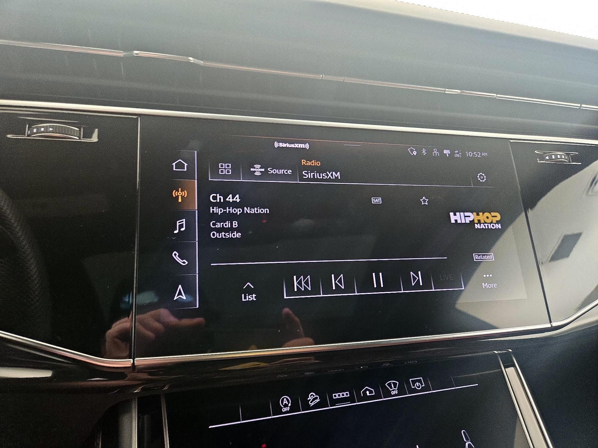 Thumbnail: 2021 Audi SQ8 - 16