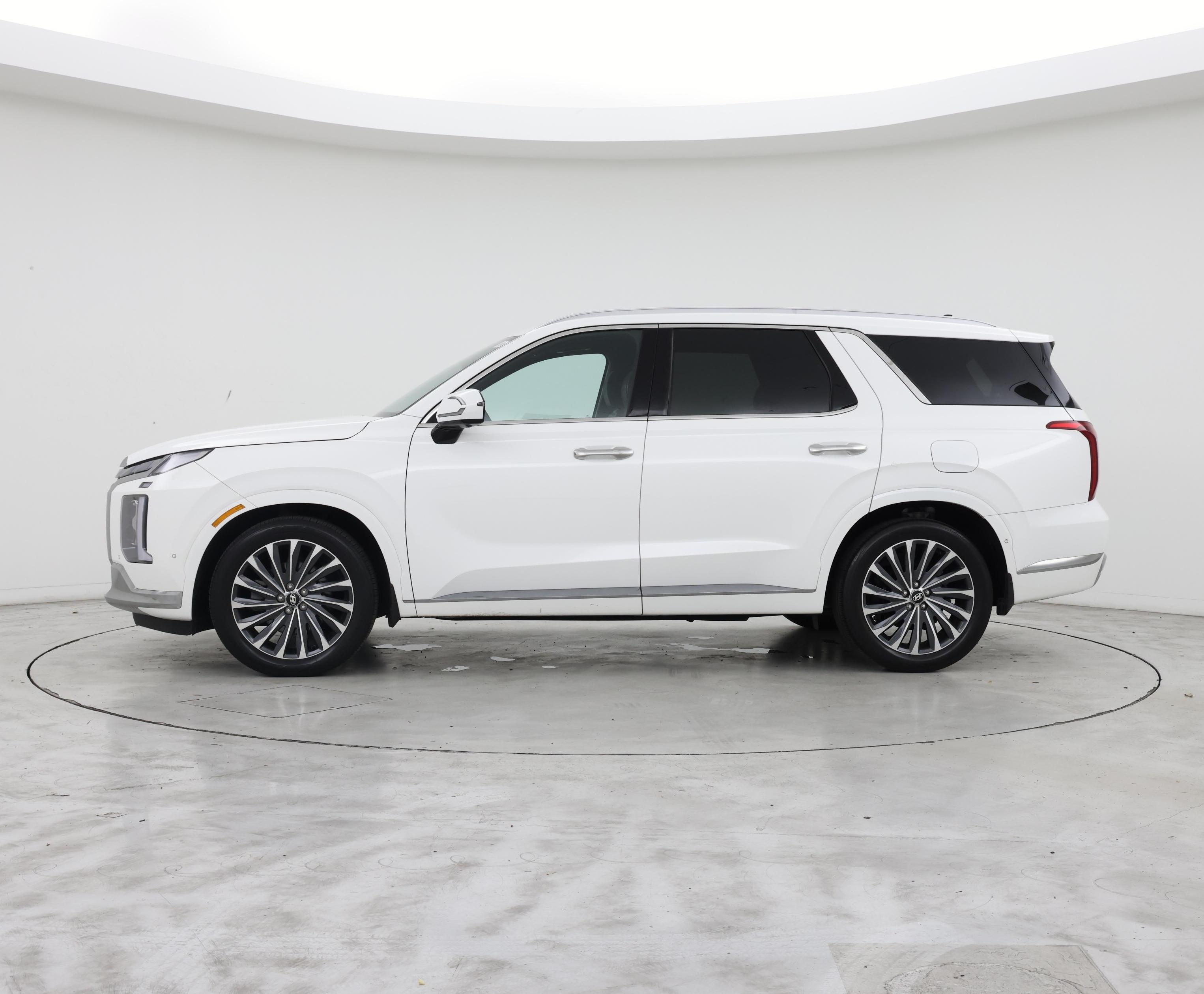 Thumbnail: 2023 Hyundai Palisade - 3