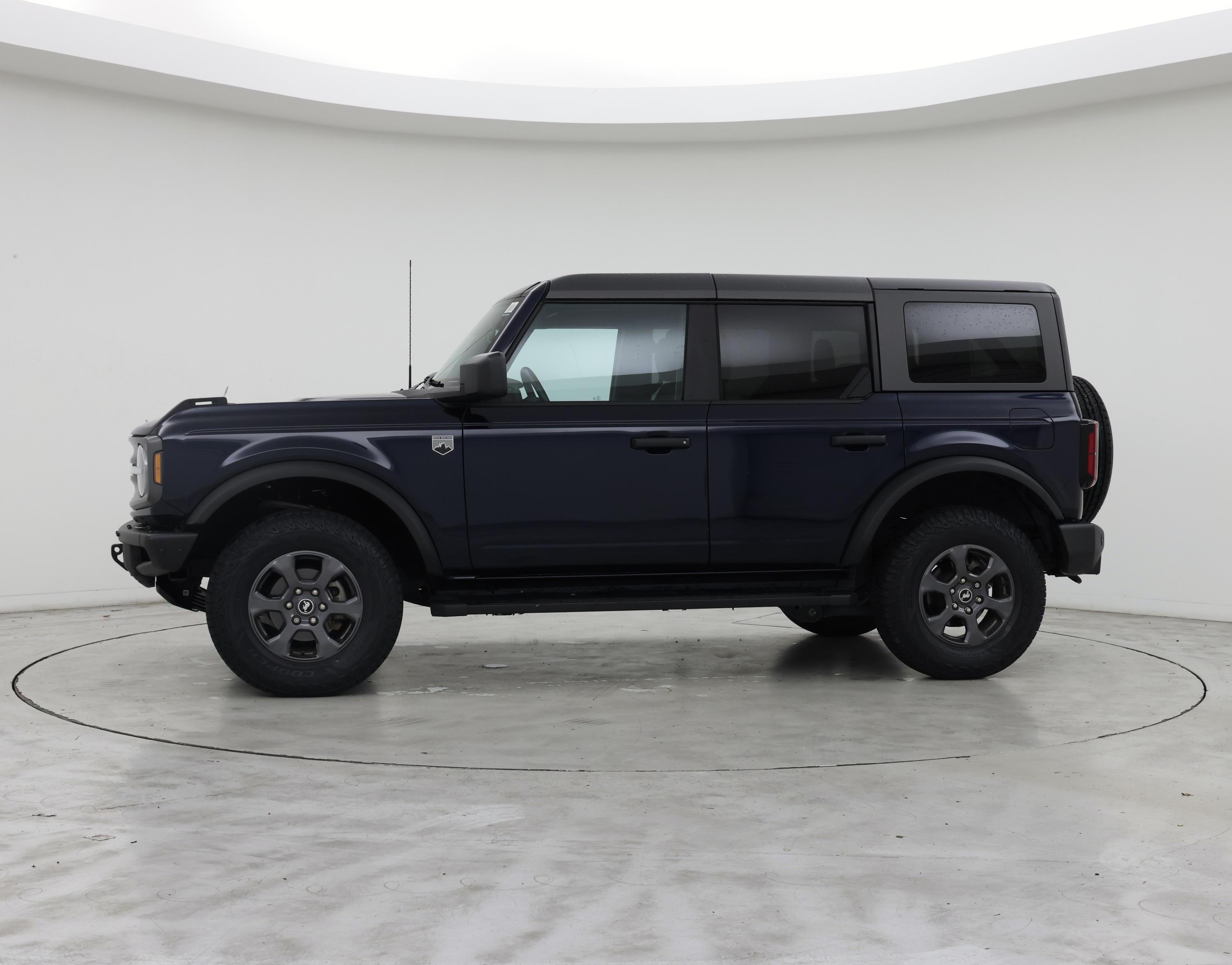 Thumbnail: 2021 Ford Bronco - 3