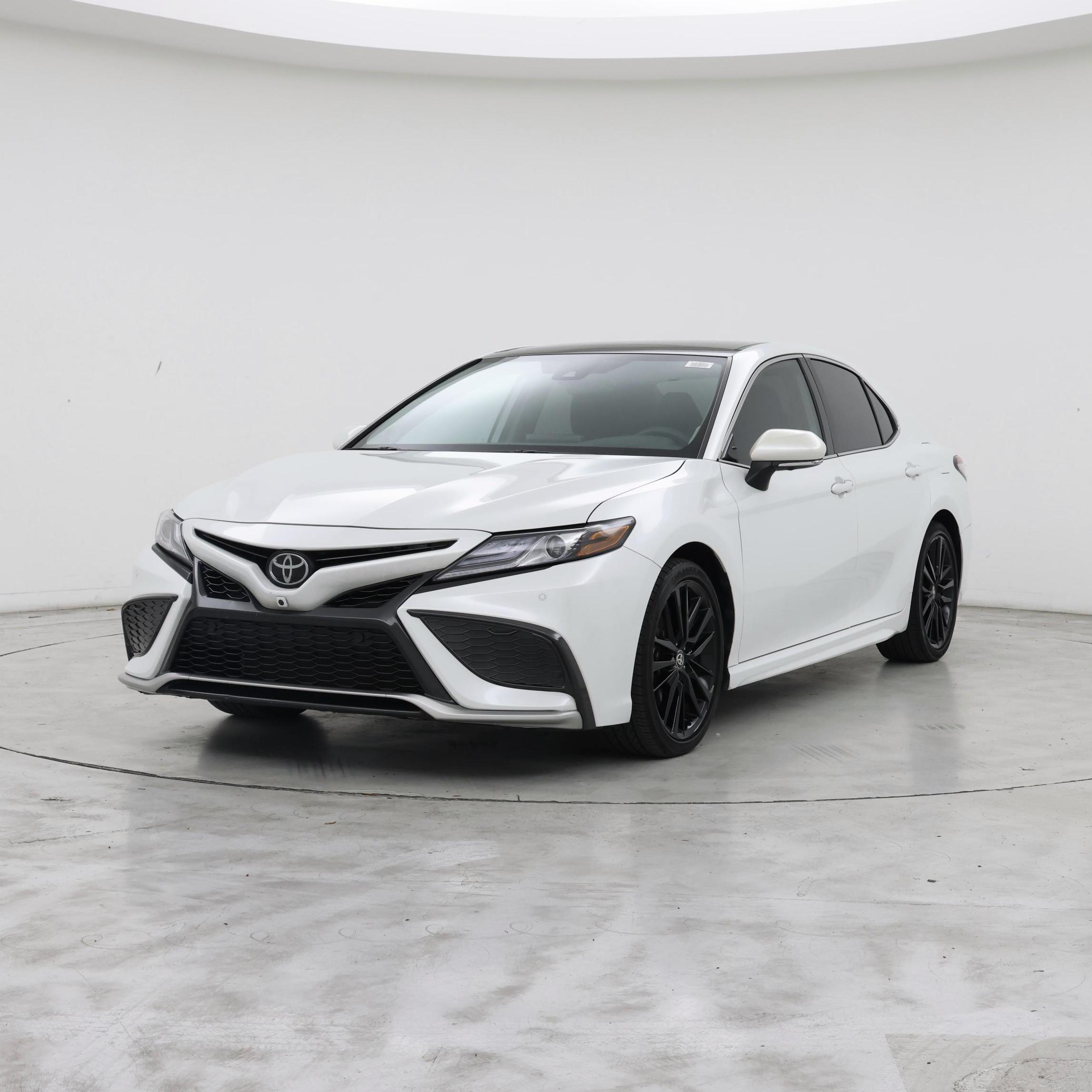 Thumbnail: 2022 Toyota Camry - 4