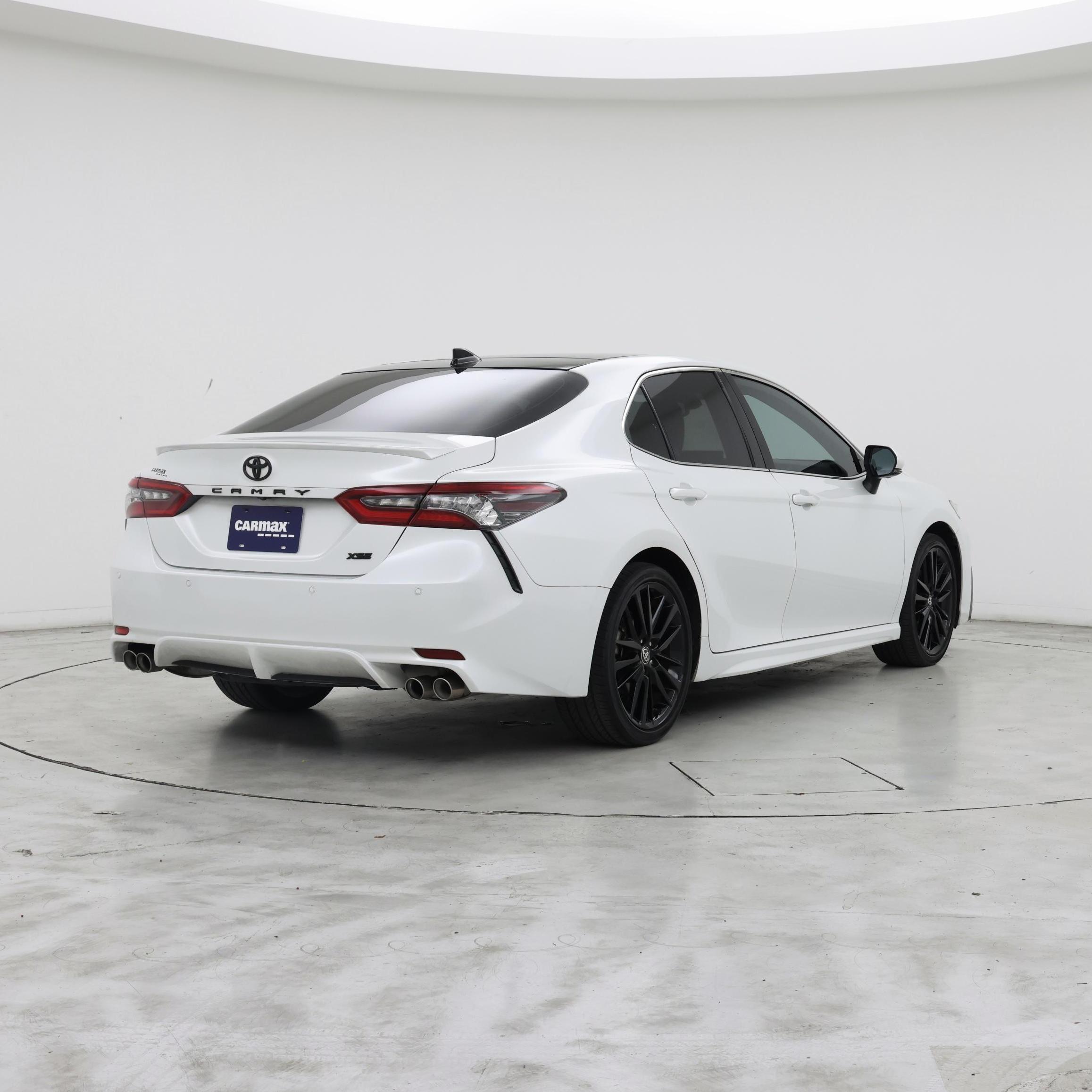 Thumbnail: 2022 Toyota Camry - 8