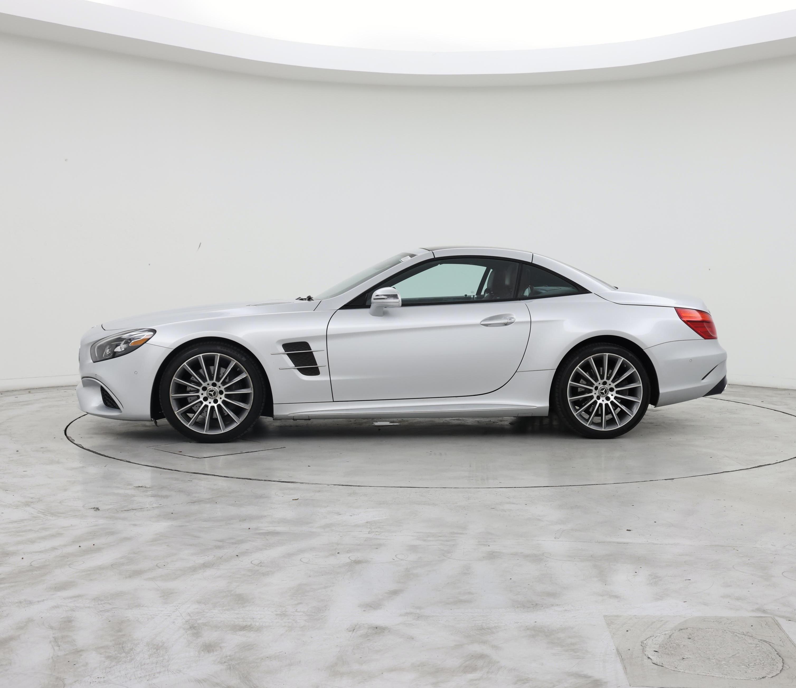 Thumbnail: 2018 Mercedes-Benz SL-Class - 3