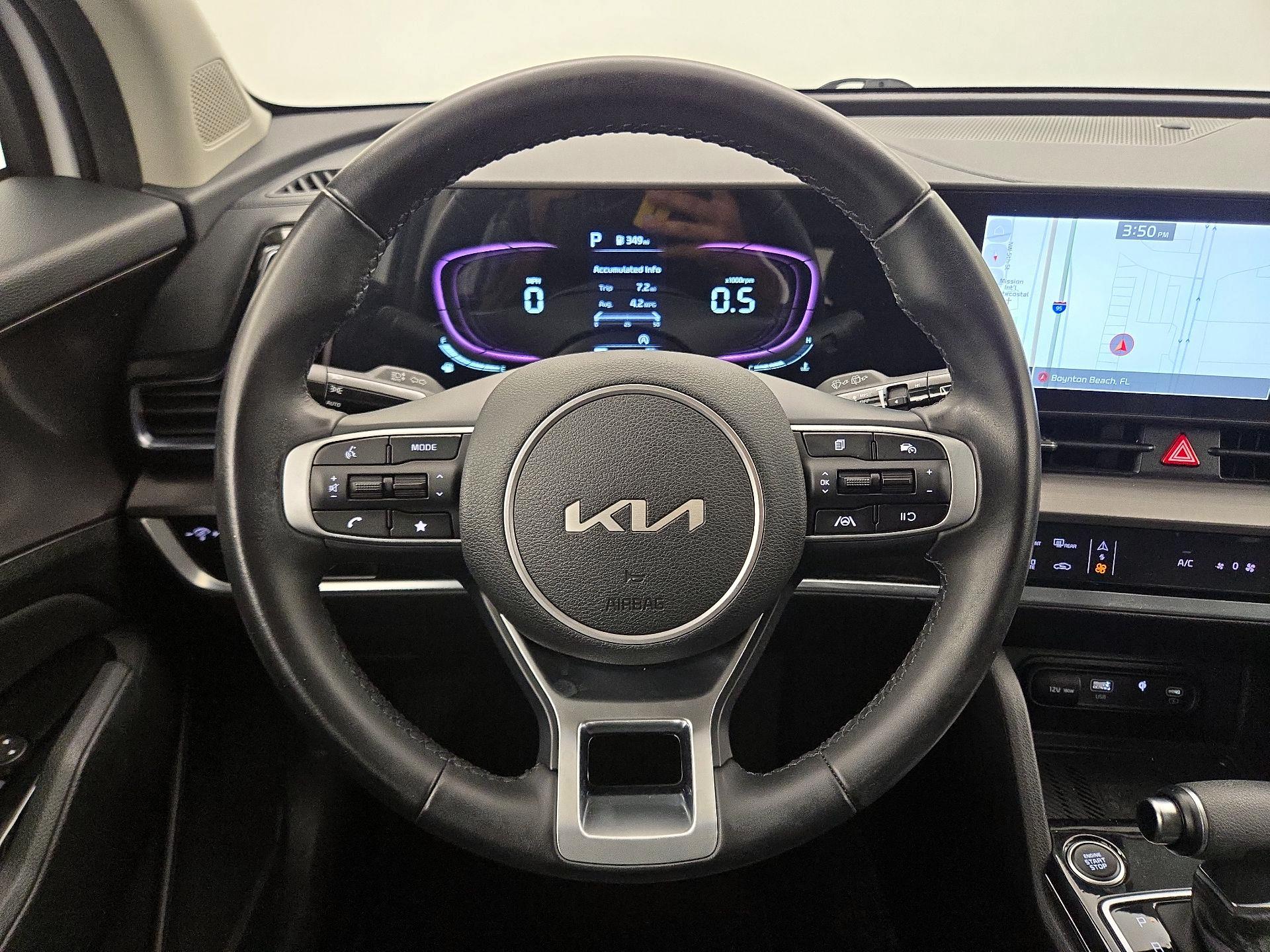 Thumbnail: 2023 Kia Sportage - 10