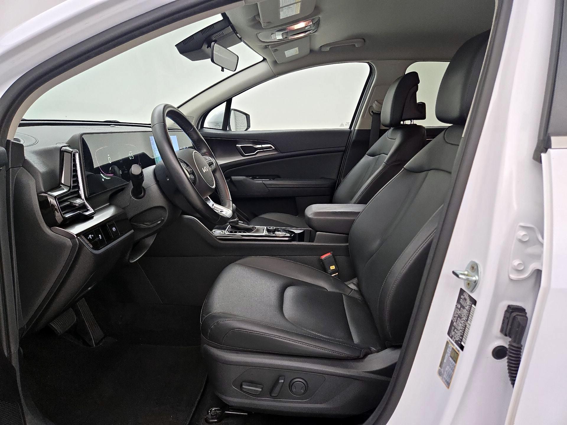 Thumbnail: 2023 Kia Sportage - 11