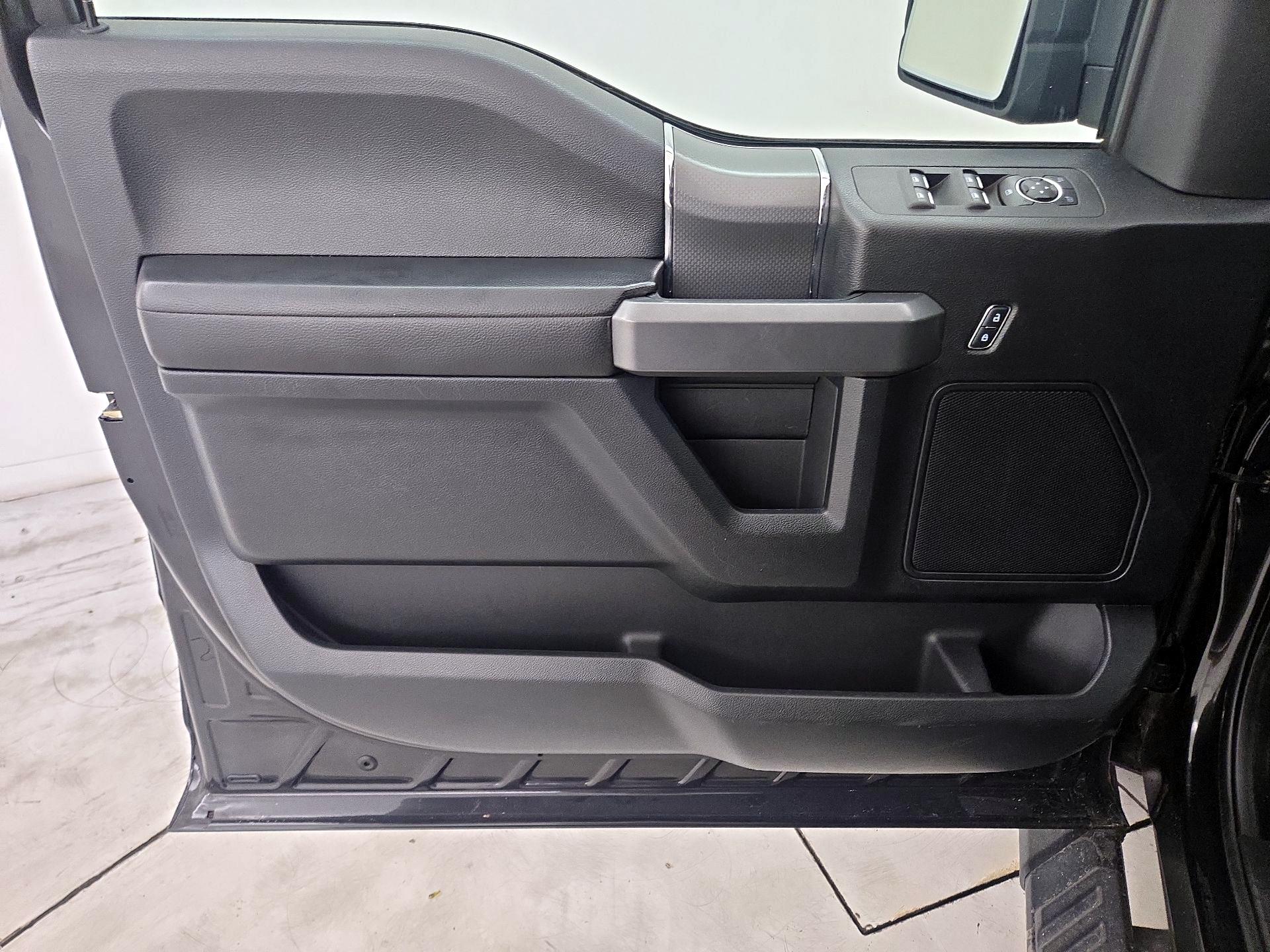 Thumbnail: 2015 Ford F-150 - 12